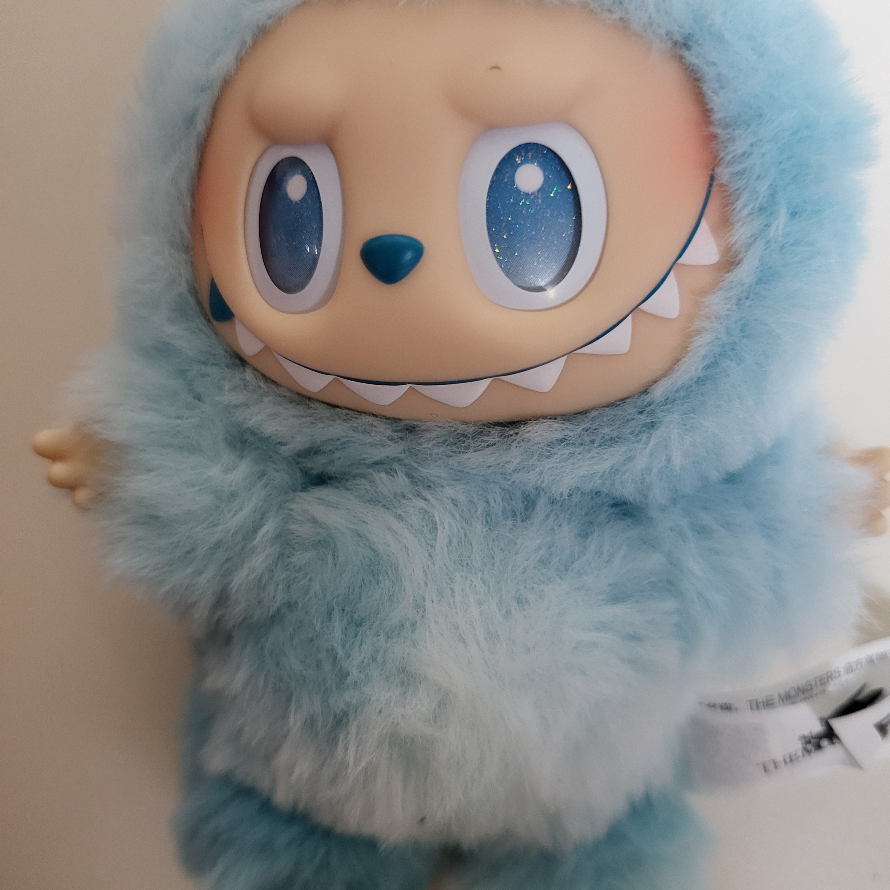Pop Mart Labubu The Monsters Highlight Series Hope Keyring (Opened Case) 착용 스타일