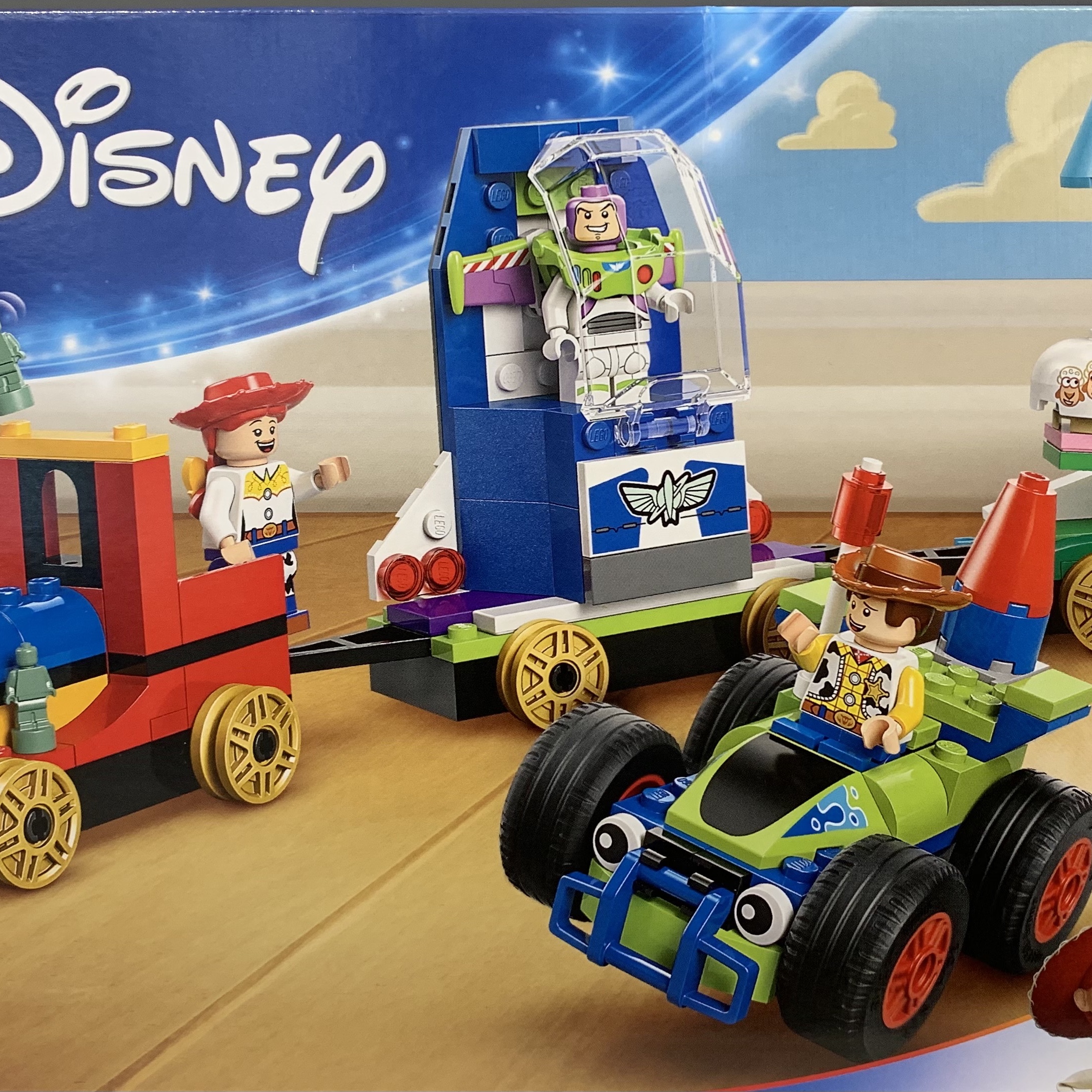 Lego Disney Princess Toy Story Celebration Train and RC Car 착용 스타일