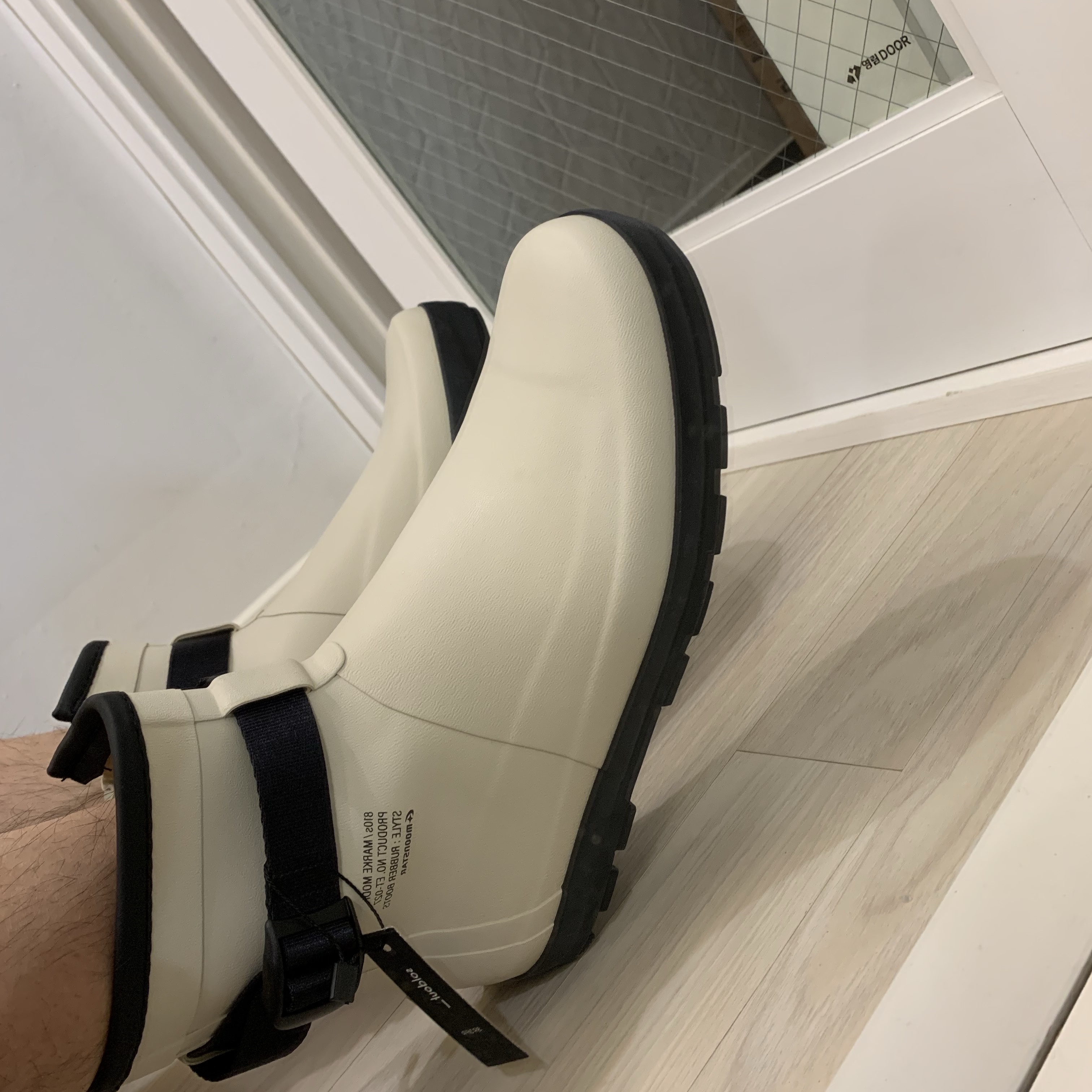 Moonstar 810s ET027 Marke Modi White 착용 스타일