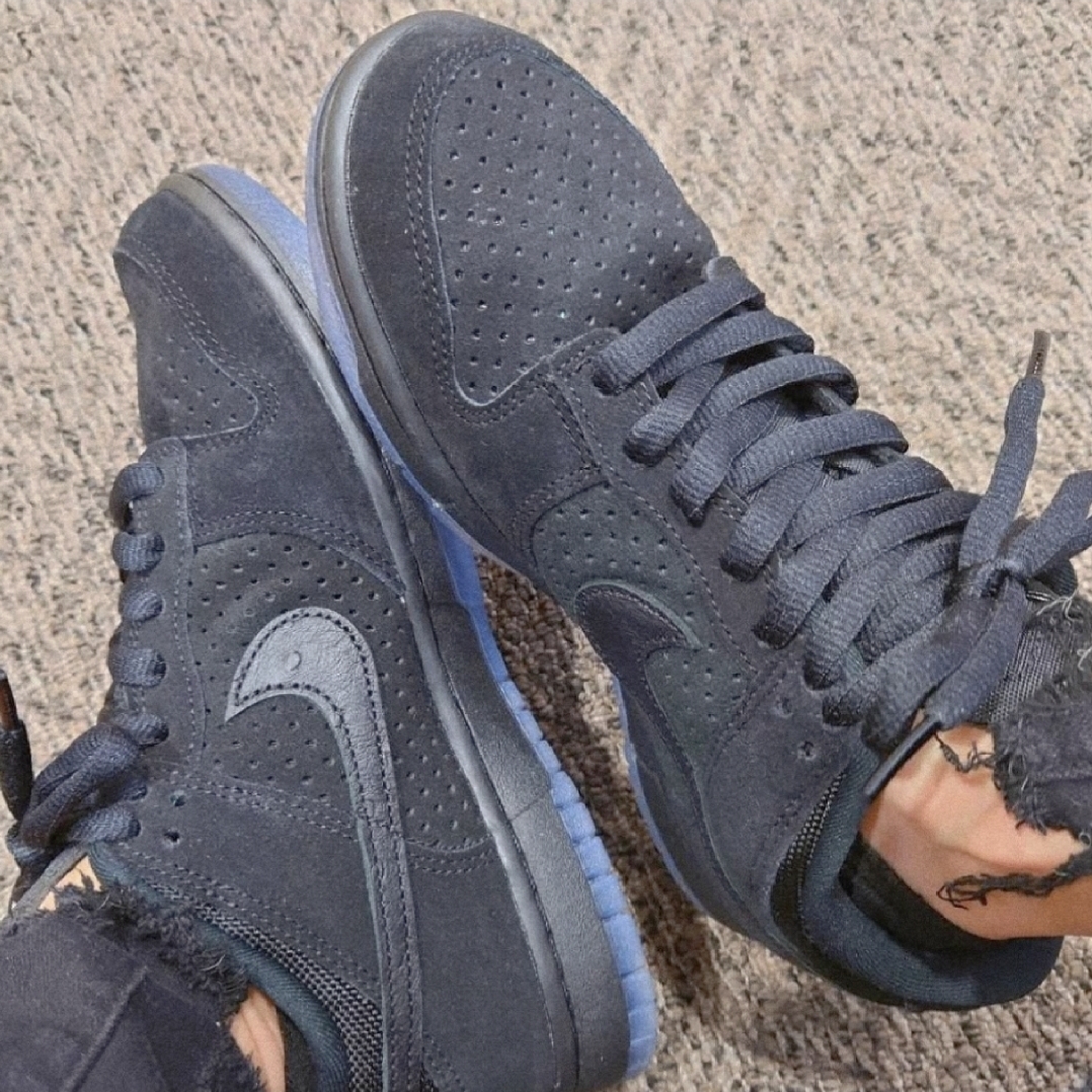 Nike x Undefeated Dunk Low SP 5 On It Black 착용 스타일