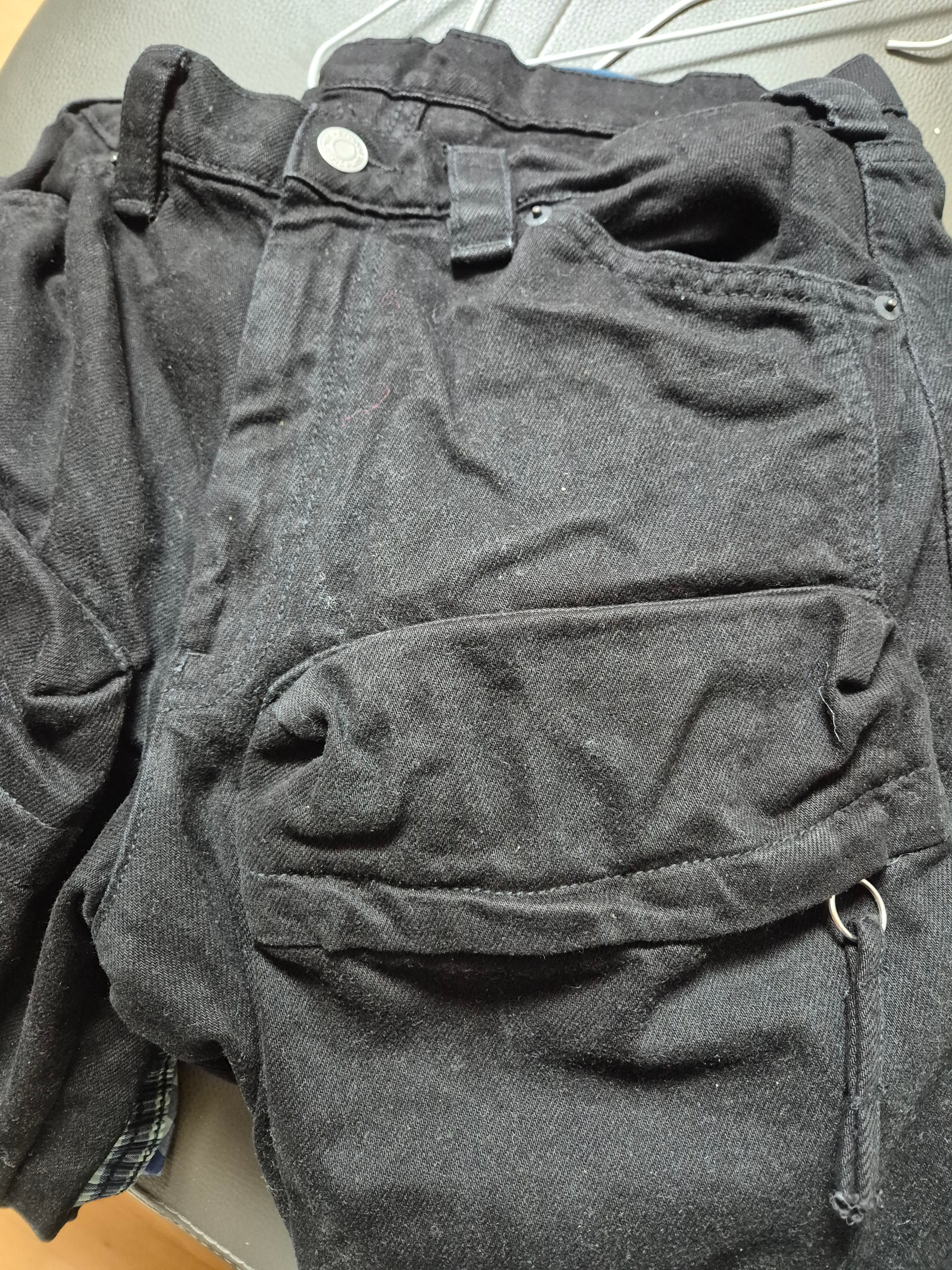 Zara Utility Pocket Pants Black 착용 스타일