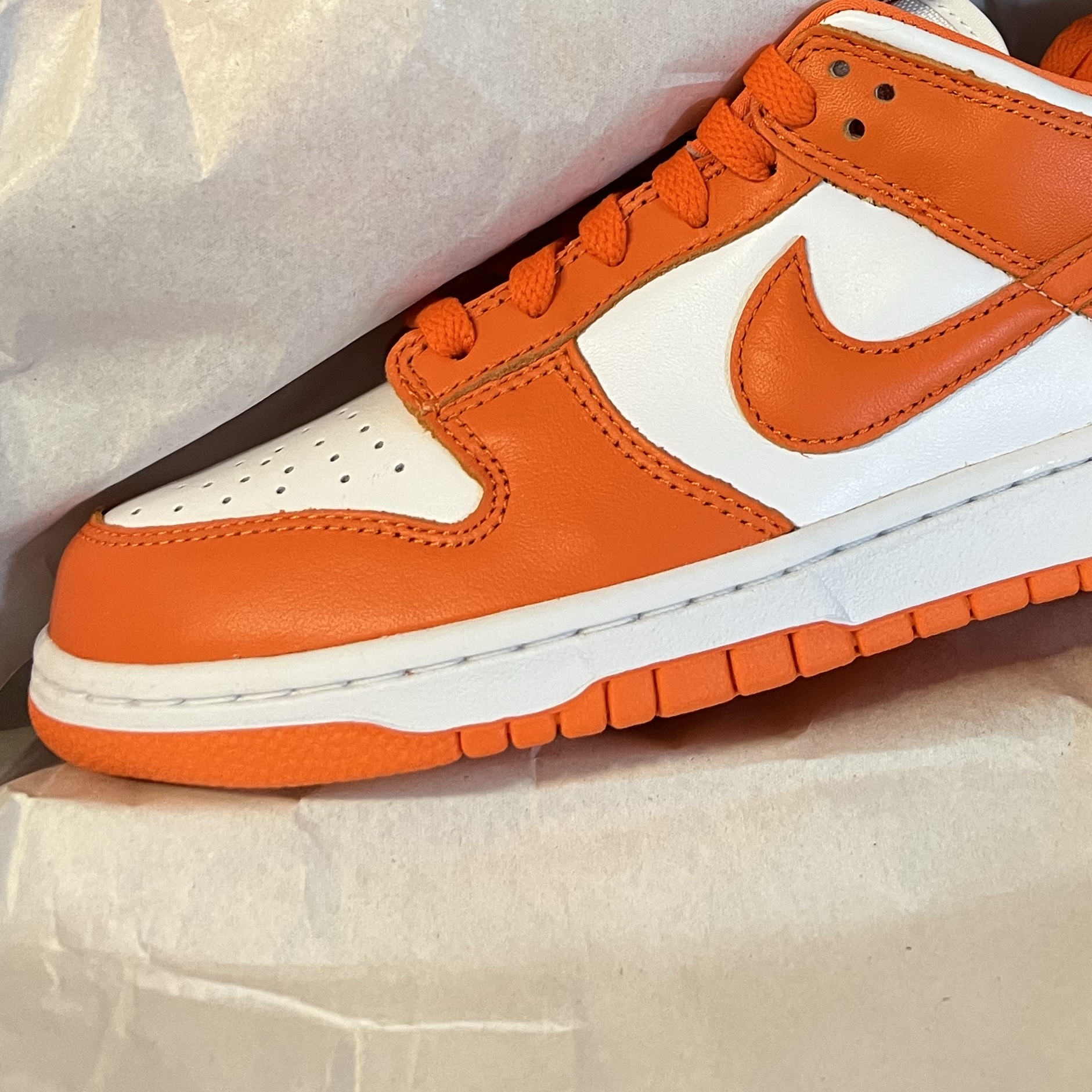 Nike Dunk Low SP Syracuse 2022 착용 스타일