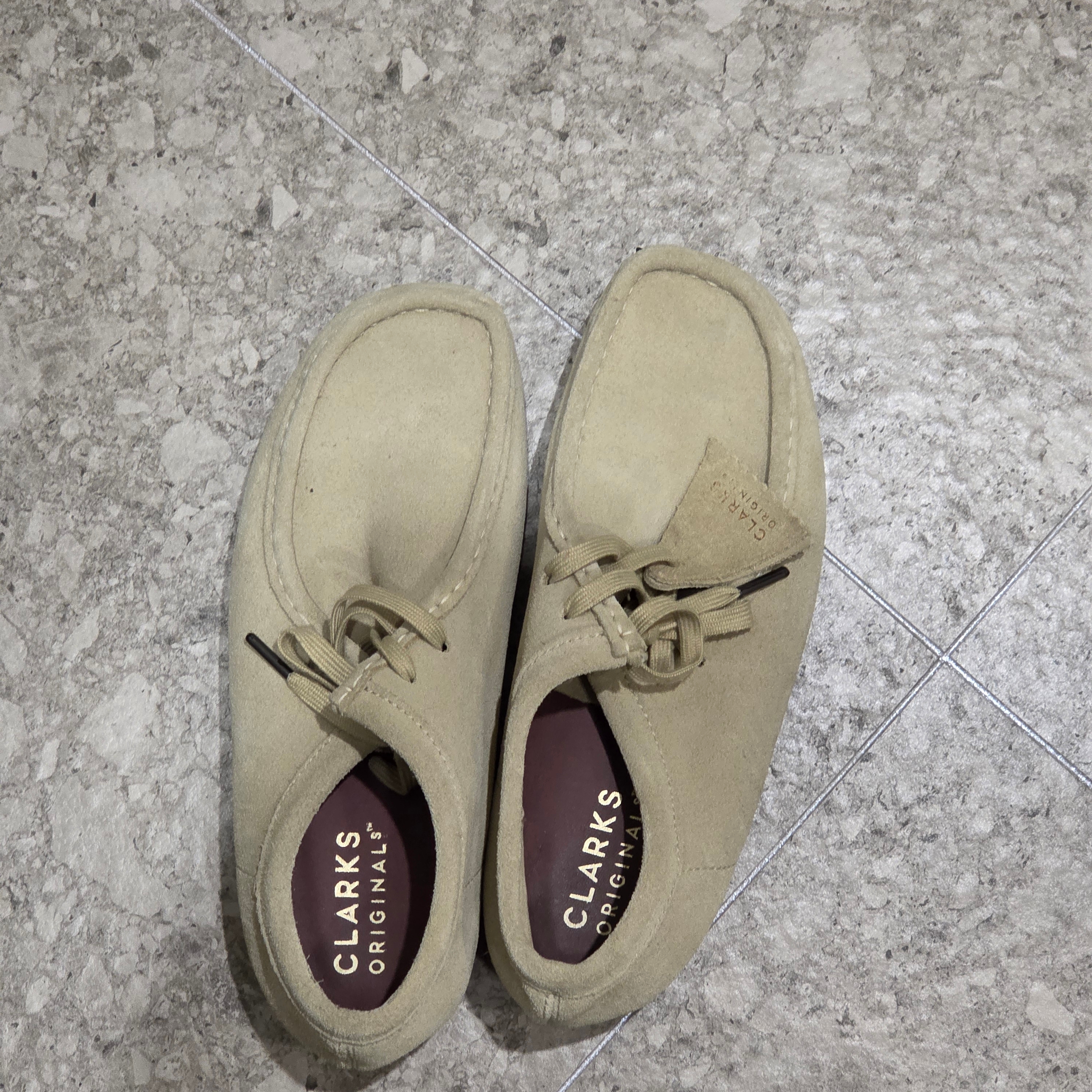 Clarks Wallabee Maple Suede 착용 스타일