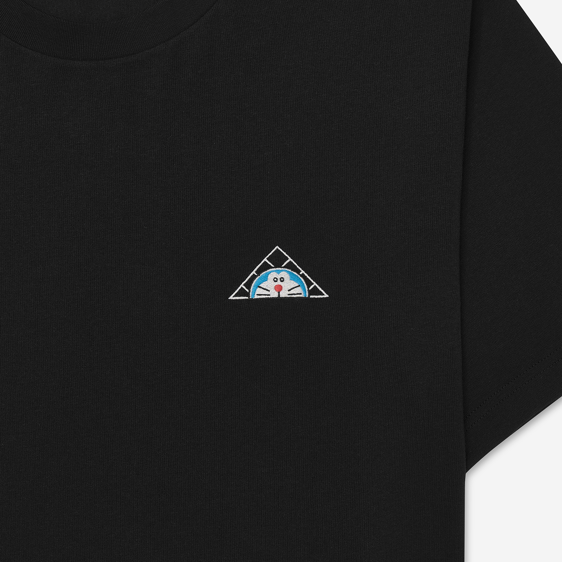유니클로 UT x 루브르 x 도라에몽 그래픽 티셔츠 D 블랙 - KR 사이즈(Uniqlo UT x Louvre x Doraemon Graphic T-Shirt D Black - KR Sizing) - 4