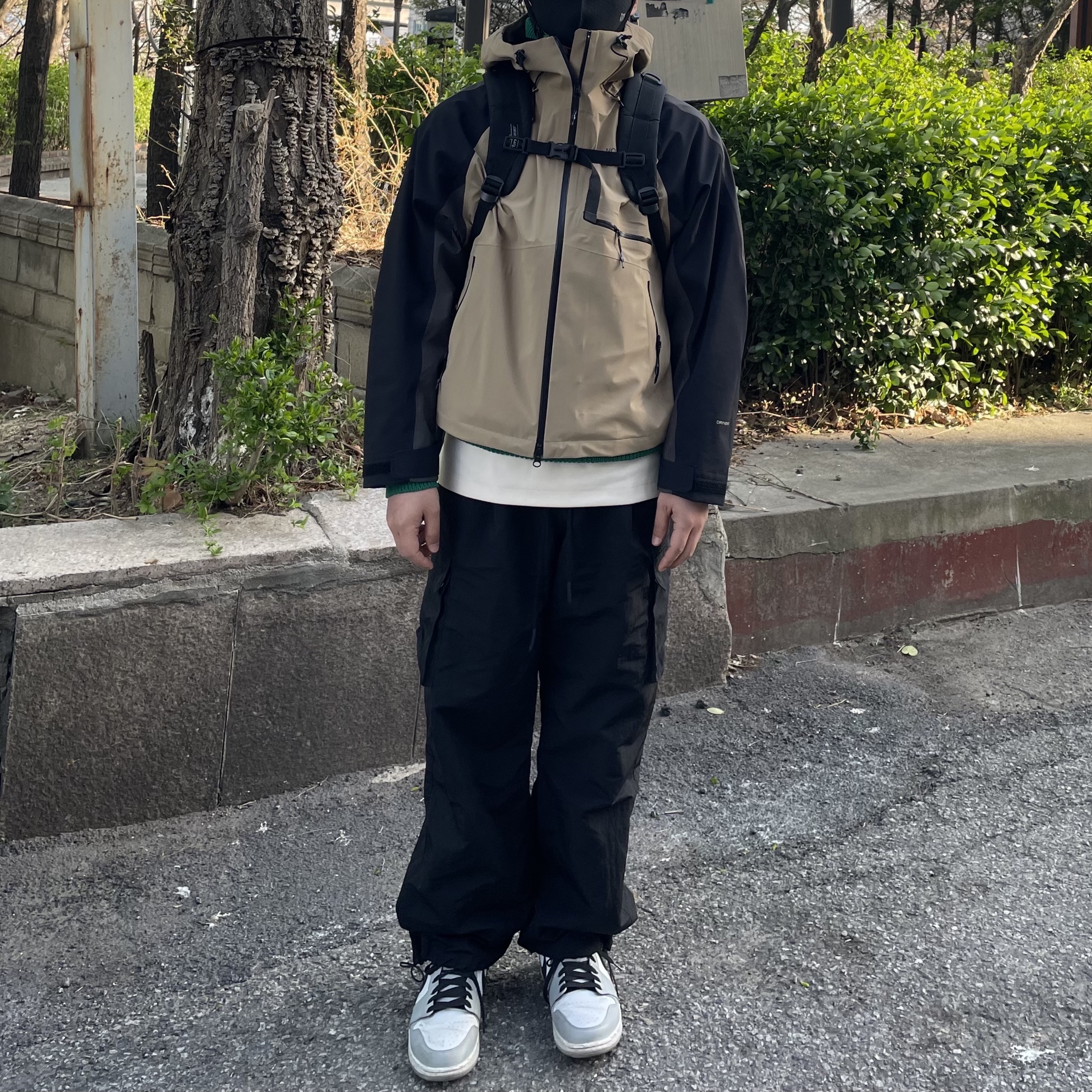 The North Face White Label Slope 3L Jacket Charcoal Grey 착용 스타일