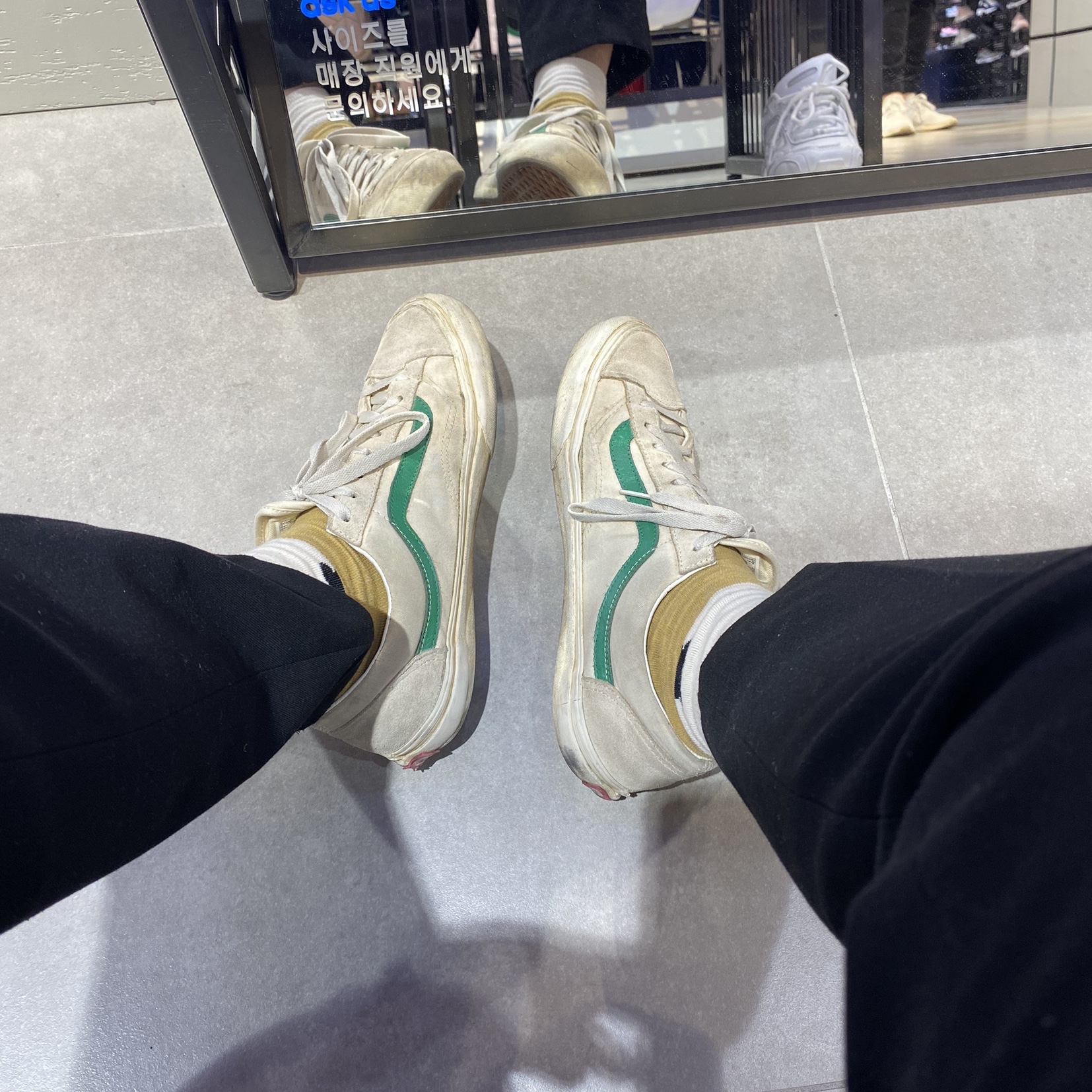 Vans Style 36 Marshmallow Jolly Green 착용 스타일