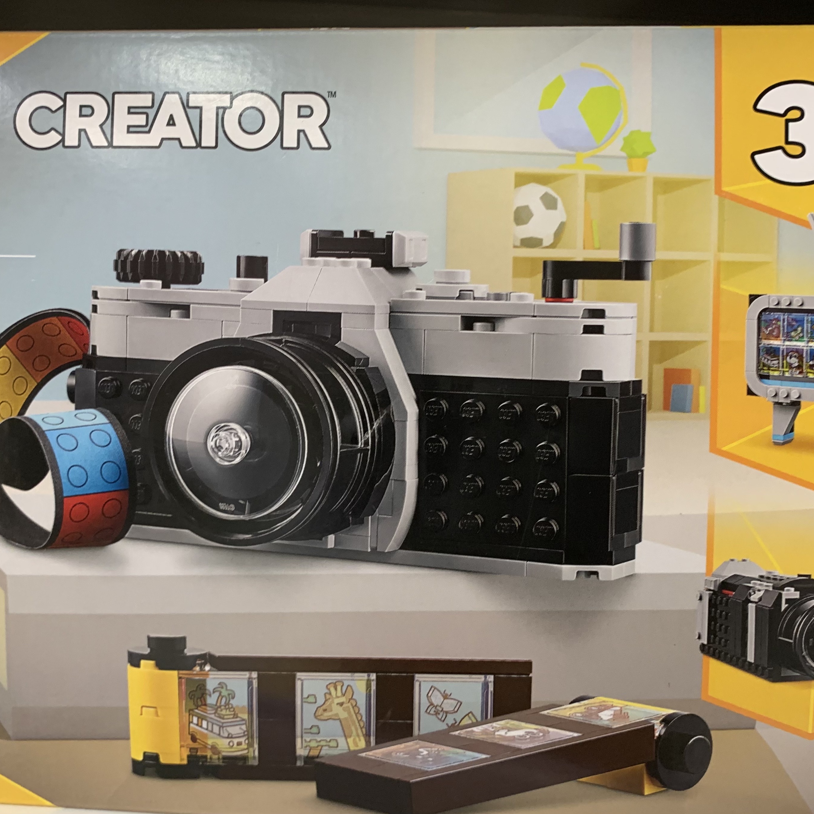 Lego Retro Camera 착용 스타일