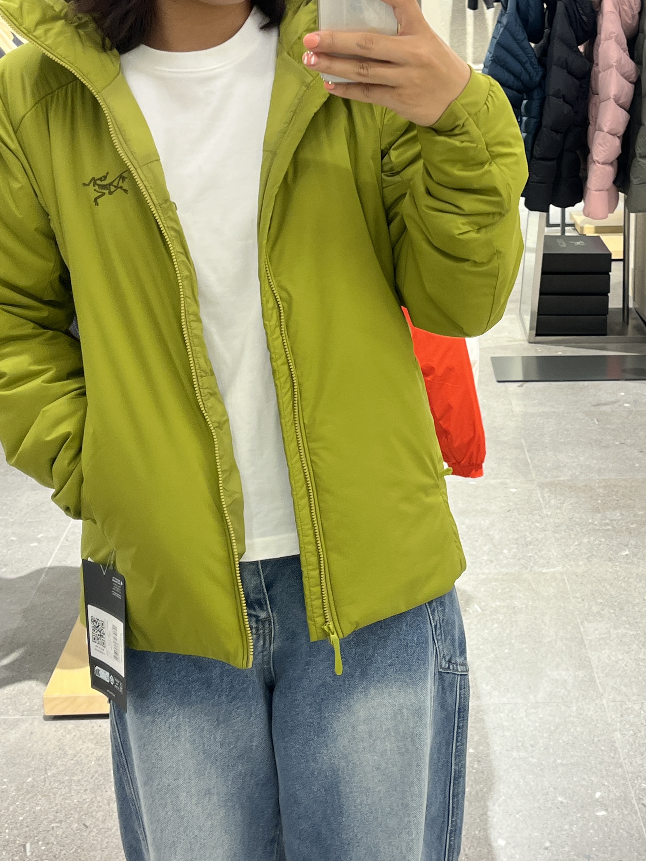 Arc'teryx Atom SV Hoody Olive Moss 착용 스타일 - 2