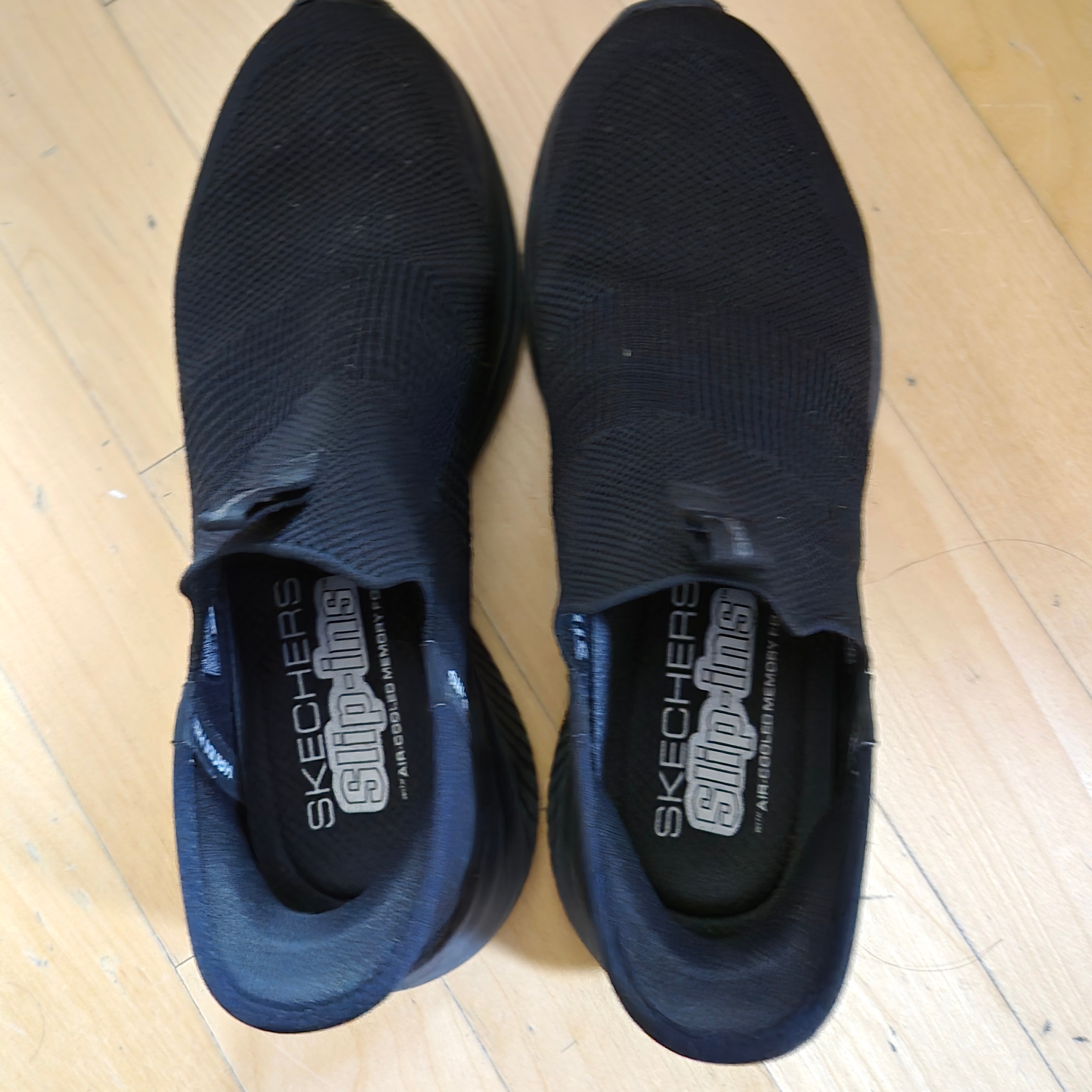 Skechers Go Walk Arch Fit 2.0 Slip-Ins Black 착용 스타일