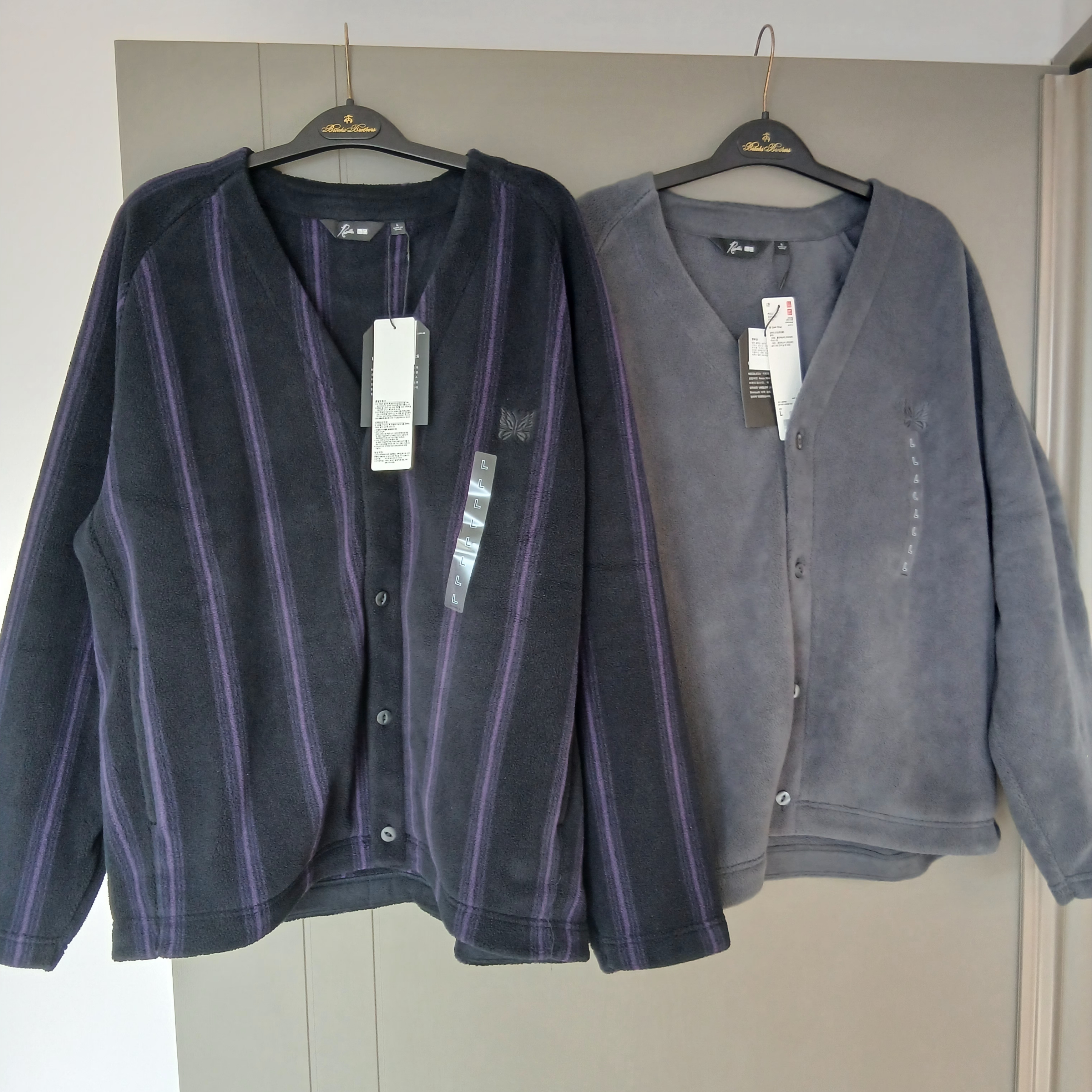 Uniqlo x Needles Fleece Oversized Cardigan Black - KR, Uniqlo x Needles Fleece Wide Pants Black - KR 착용 스타일 - 2