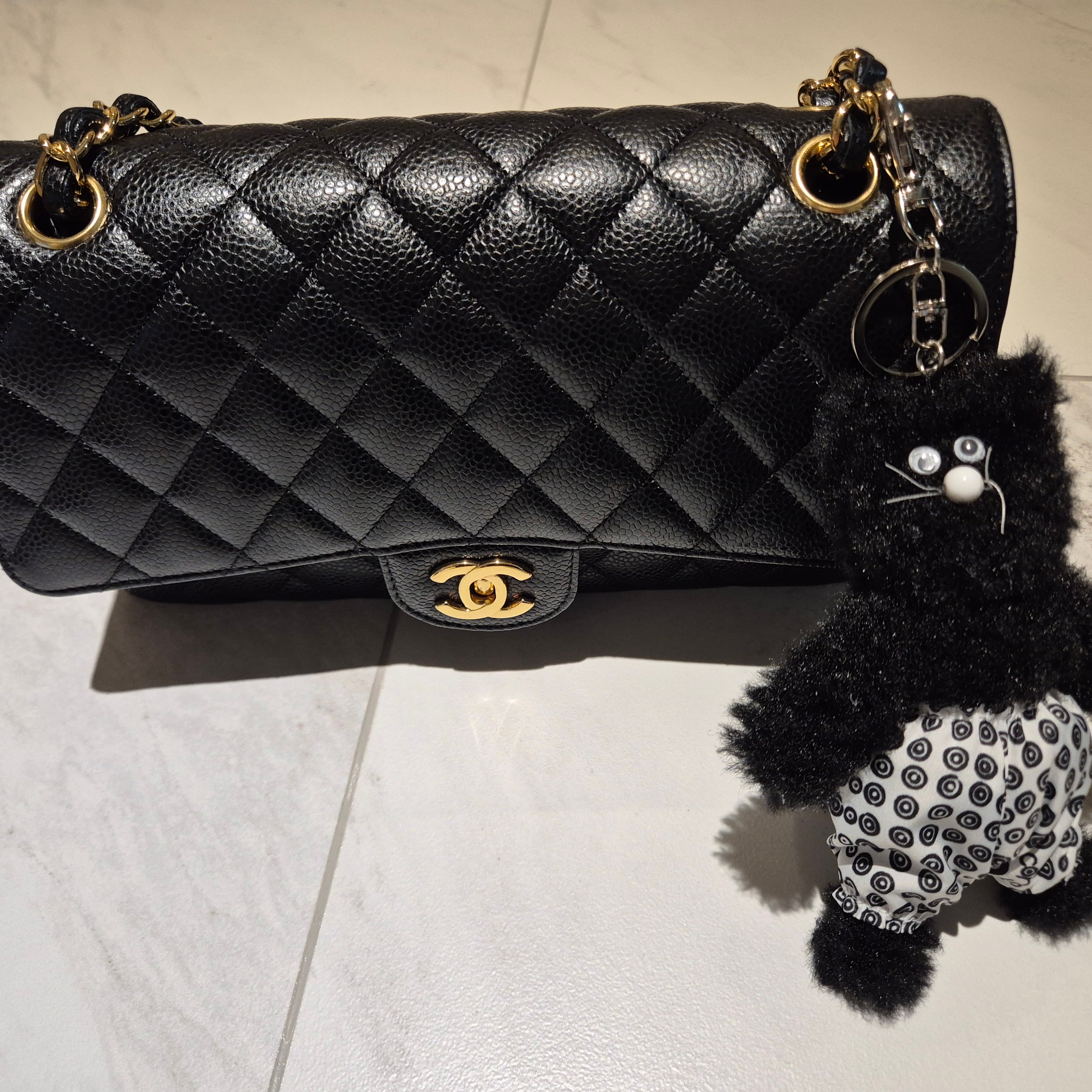 Monamhee x 10 Corso Como Bianco Keyring Black 착용 스타일 - 1