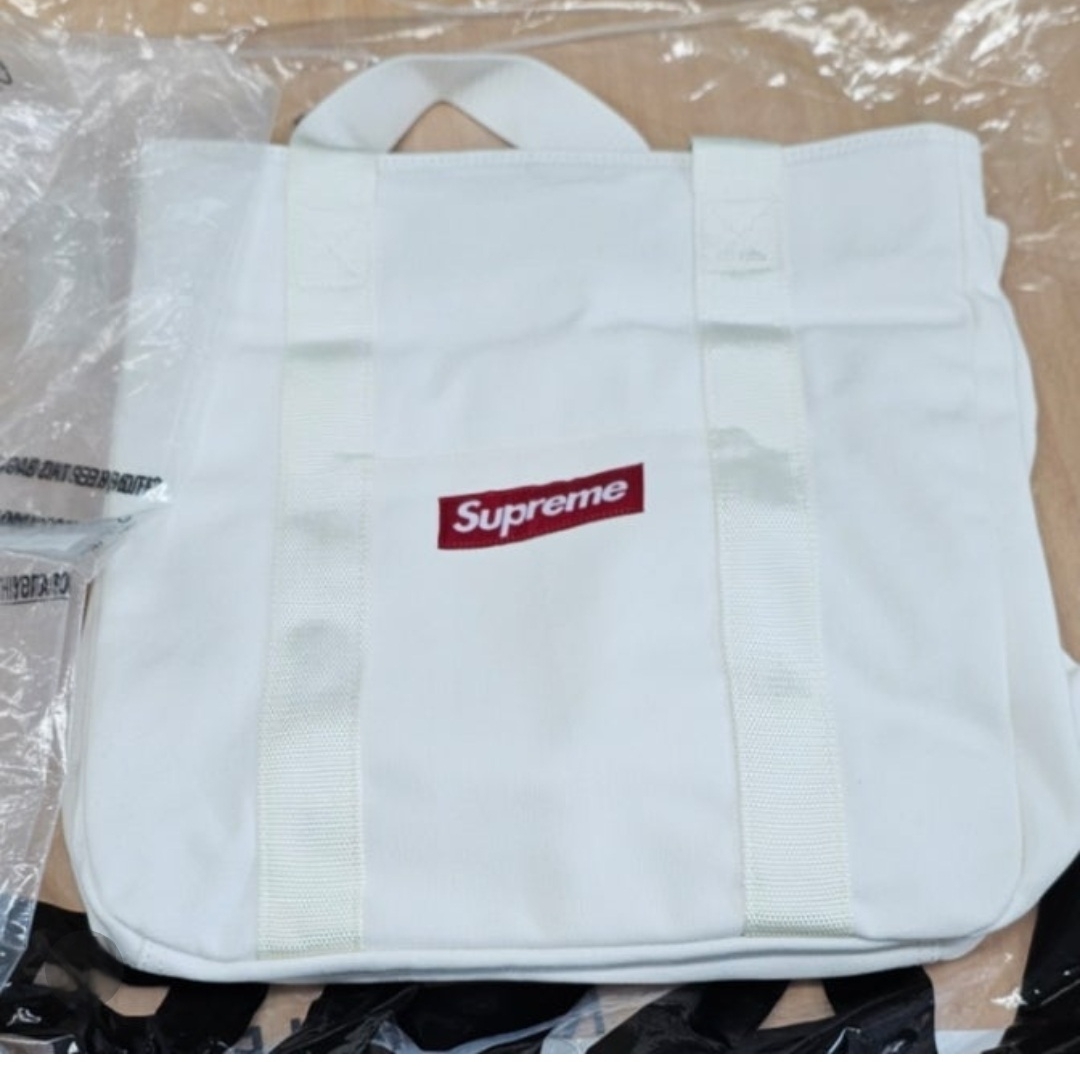 슈프림 캔버스 토트백 화이트 | Supreme | KREAM