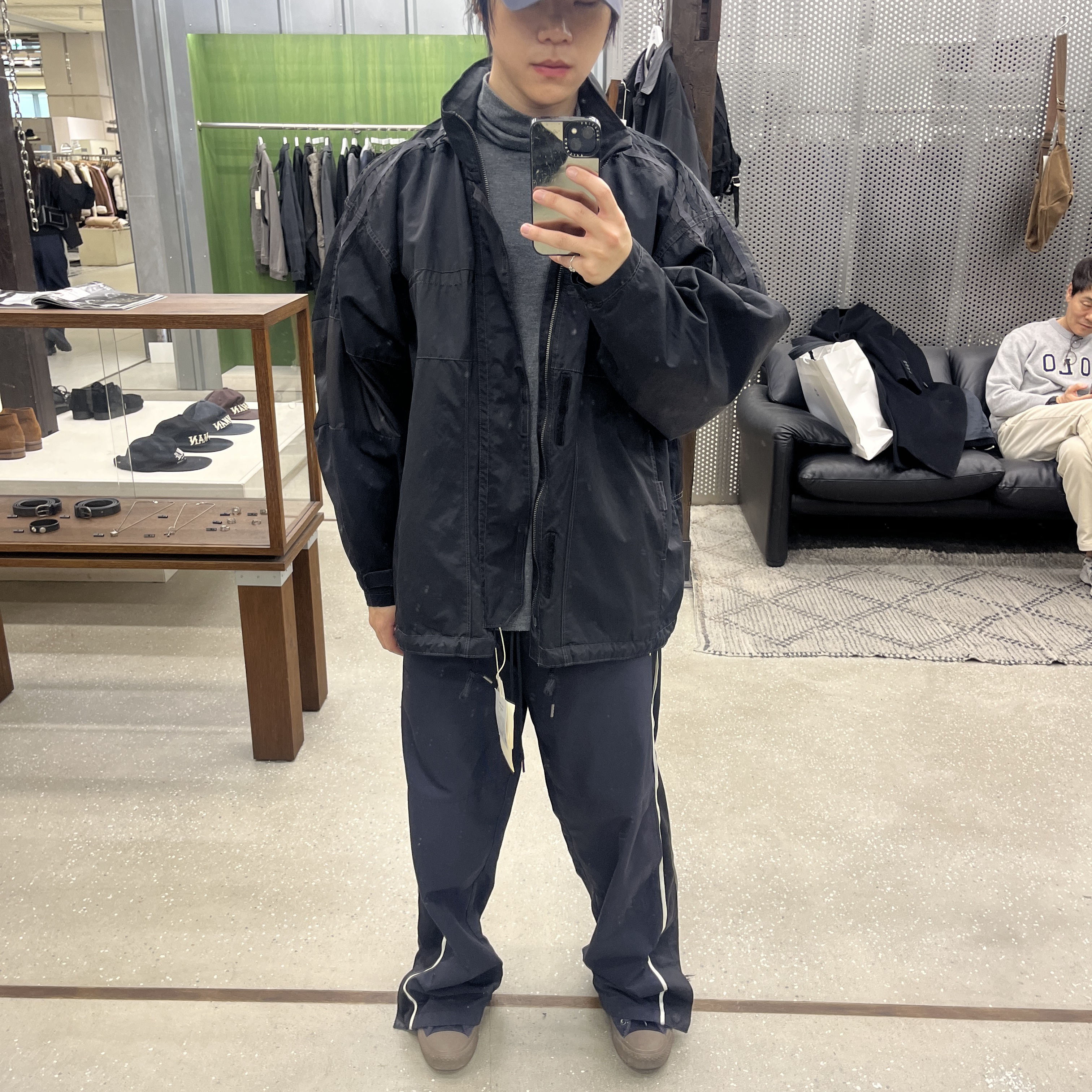 Polyteru Old School Track Parka Black 착용 스타일 - 2