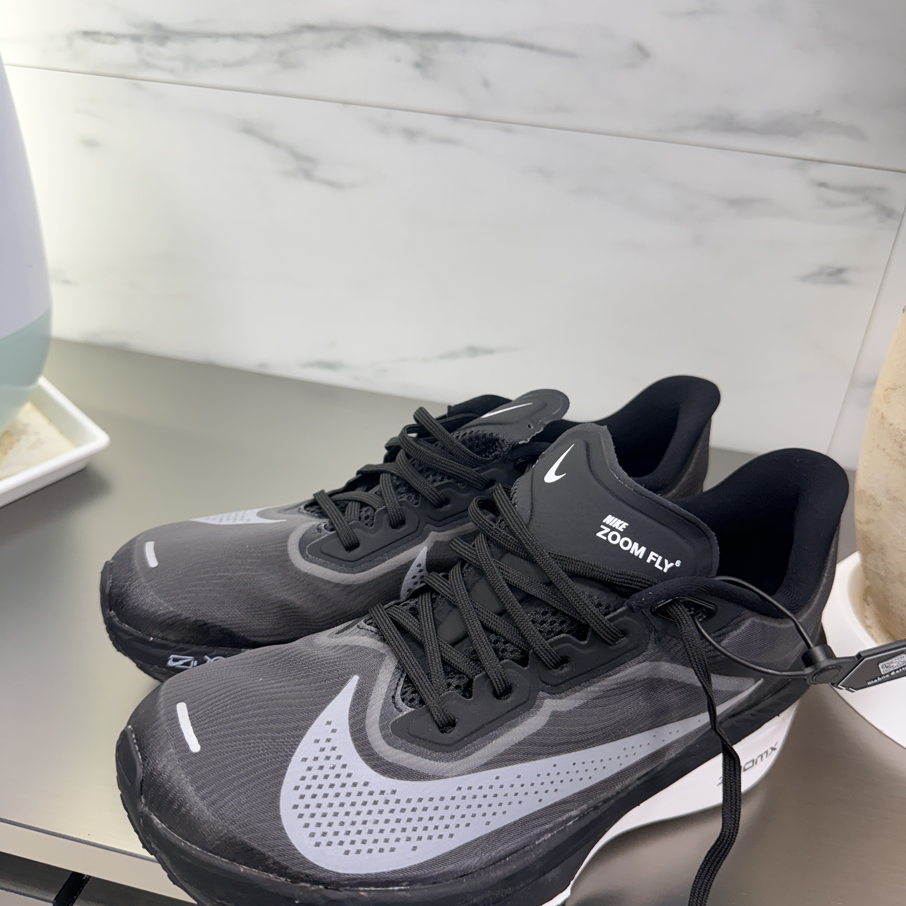 Nike Zoom Fly 6 Black Light Smoke Grey 착용 스타일