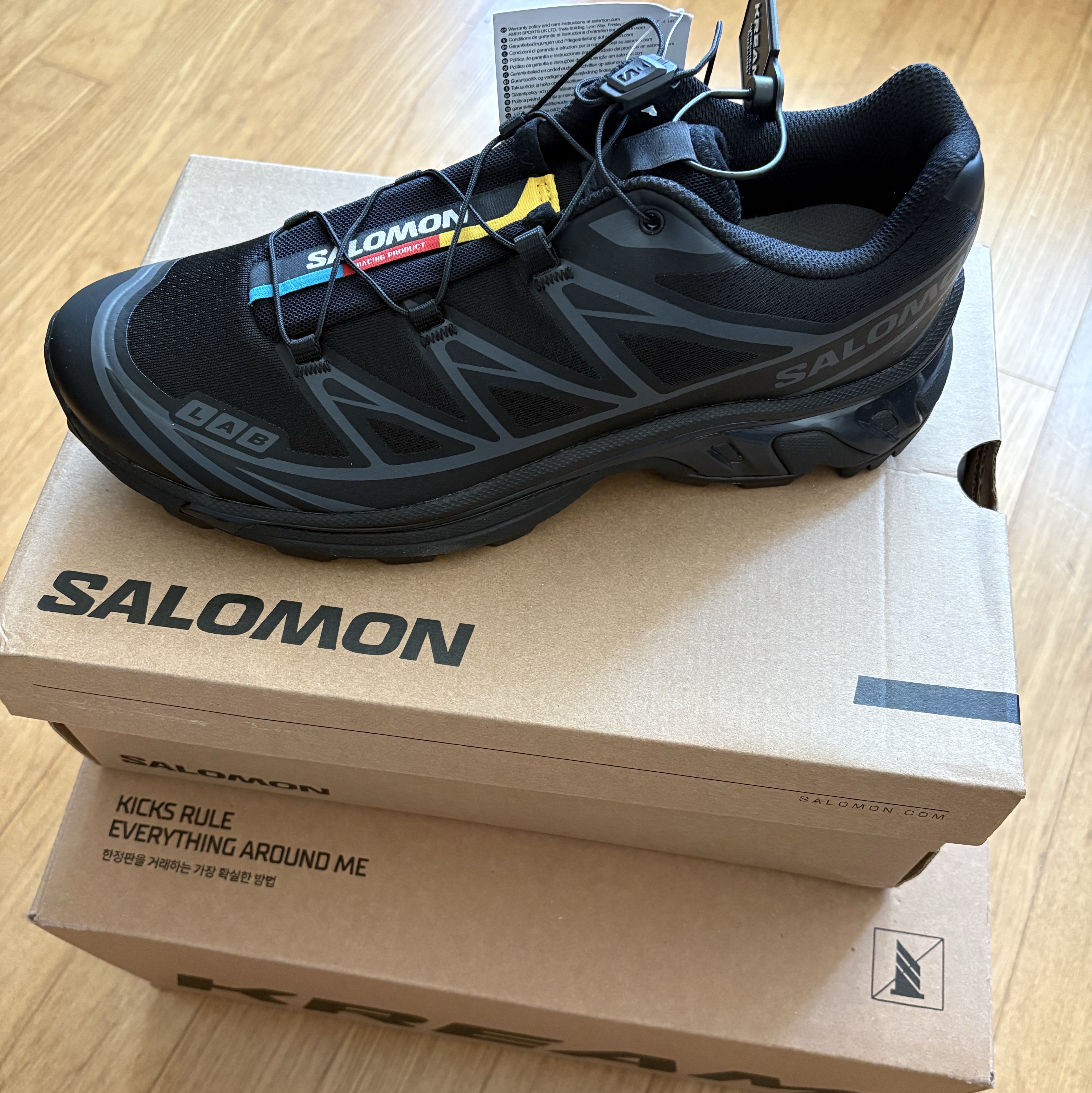 Salomon XT-6 ADV Black 착용 스타일