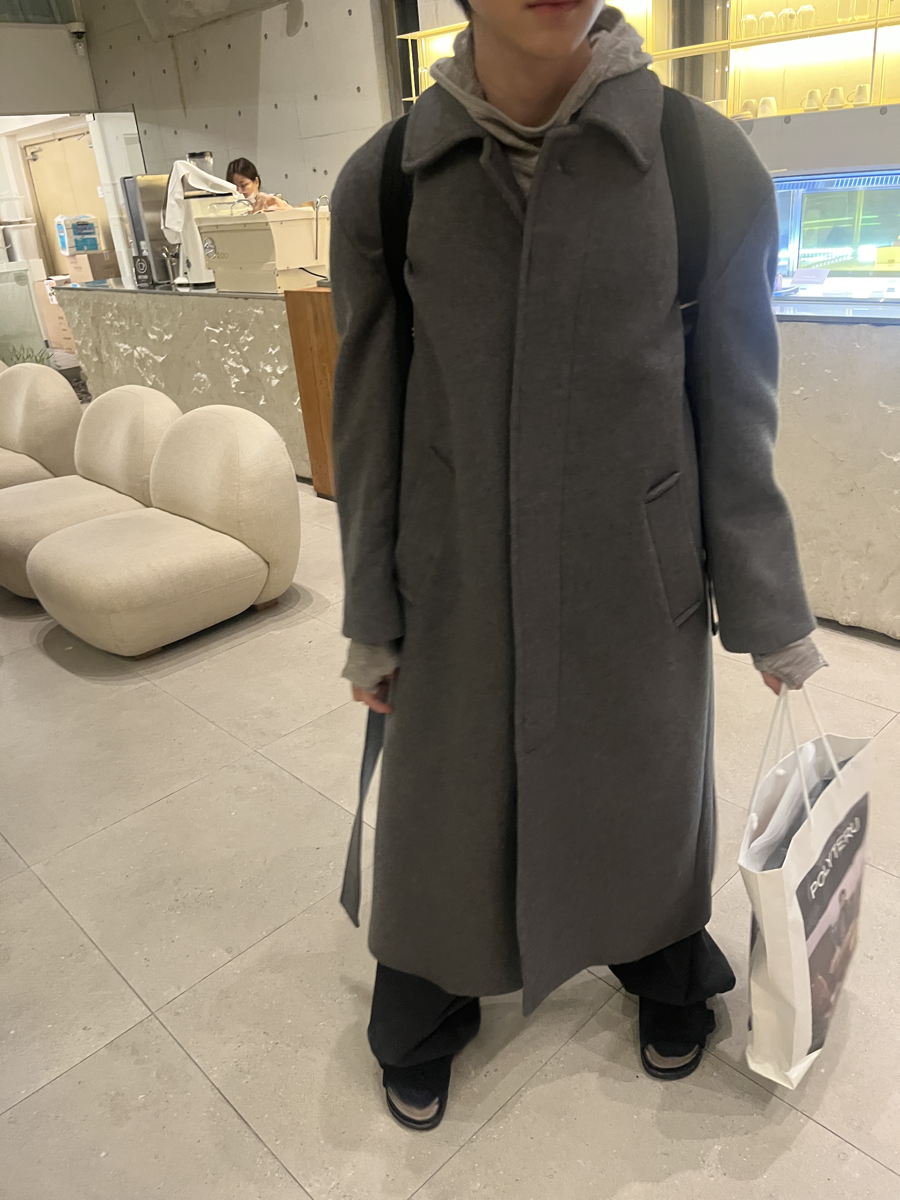 Polyteru Human Index Human Turtle Neck Hoodie Gray, [프리오더] Polyteru Jumbo Slippers Black 착용 스타일