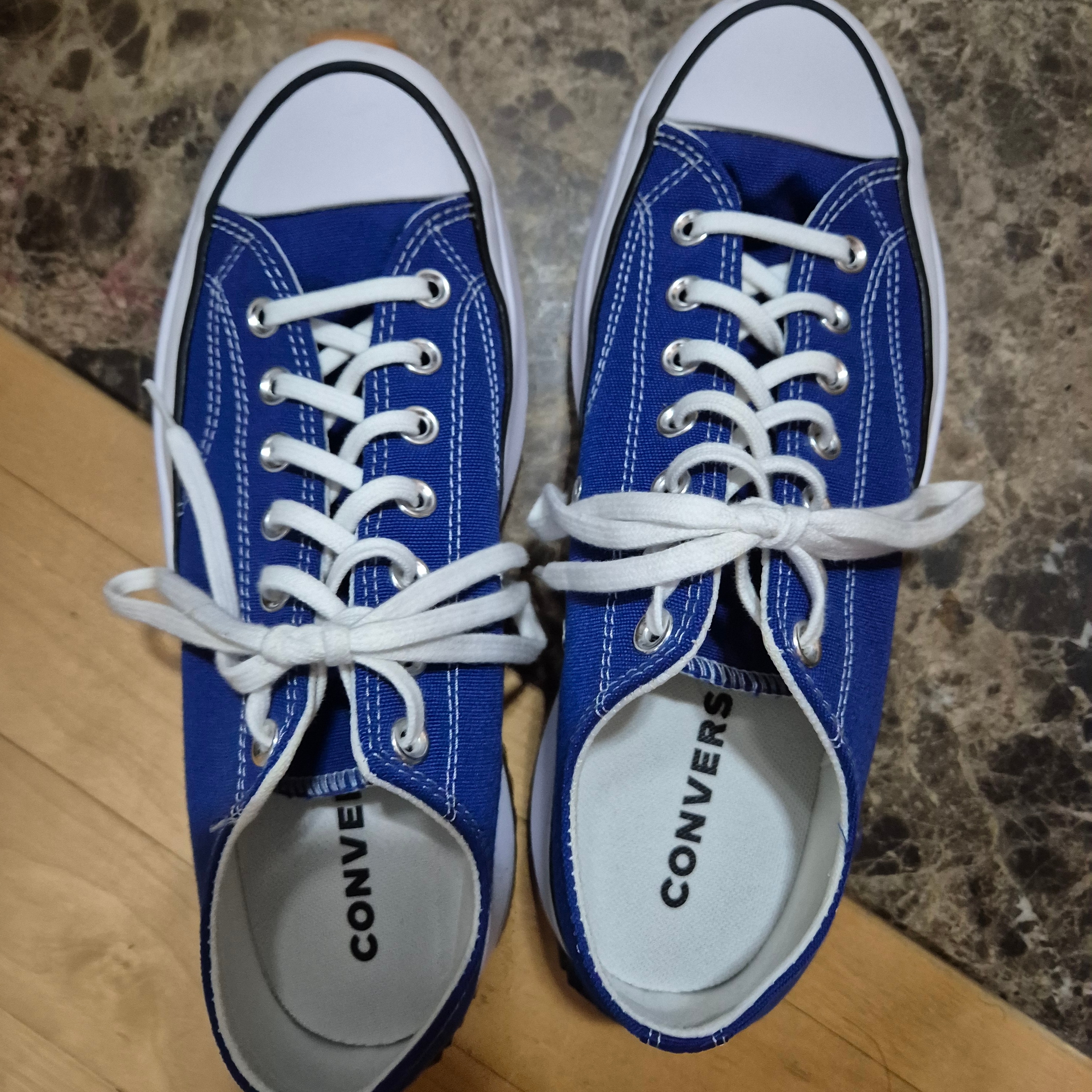 Converse Run Star Hike Low Rush Blue 착용 스타일