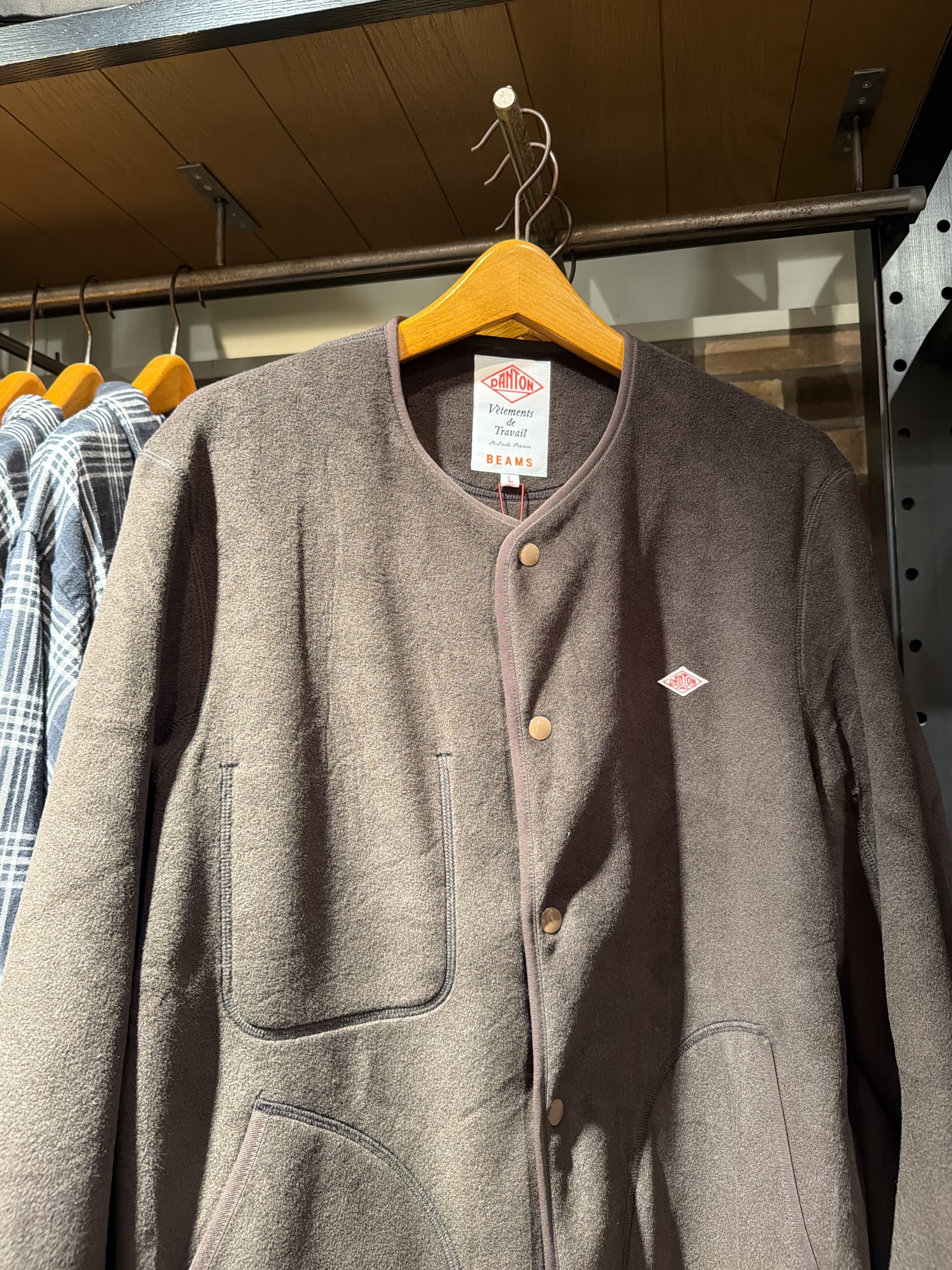 (W) Danton Fleece Collarless Jacket Khaki 착용 스타일