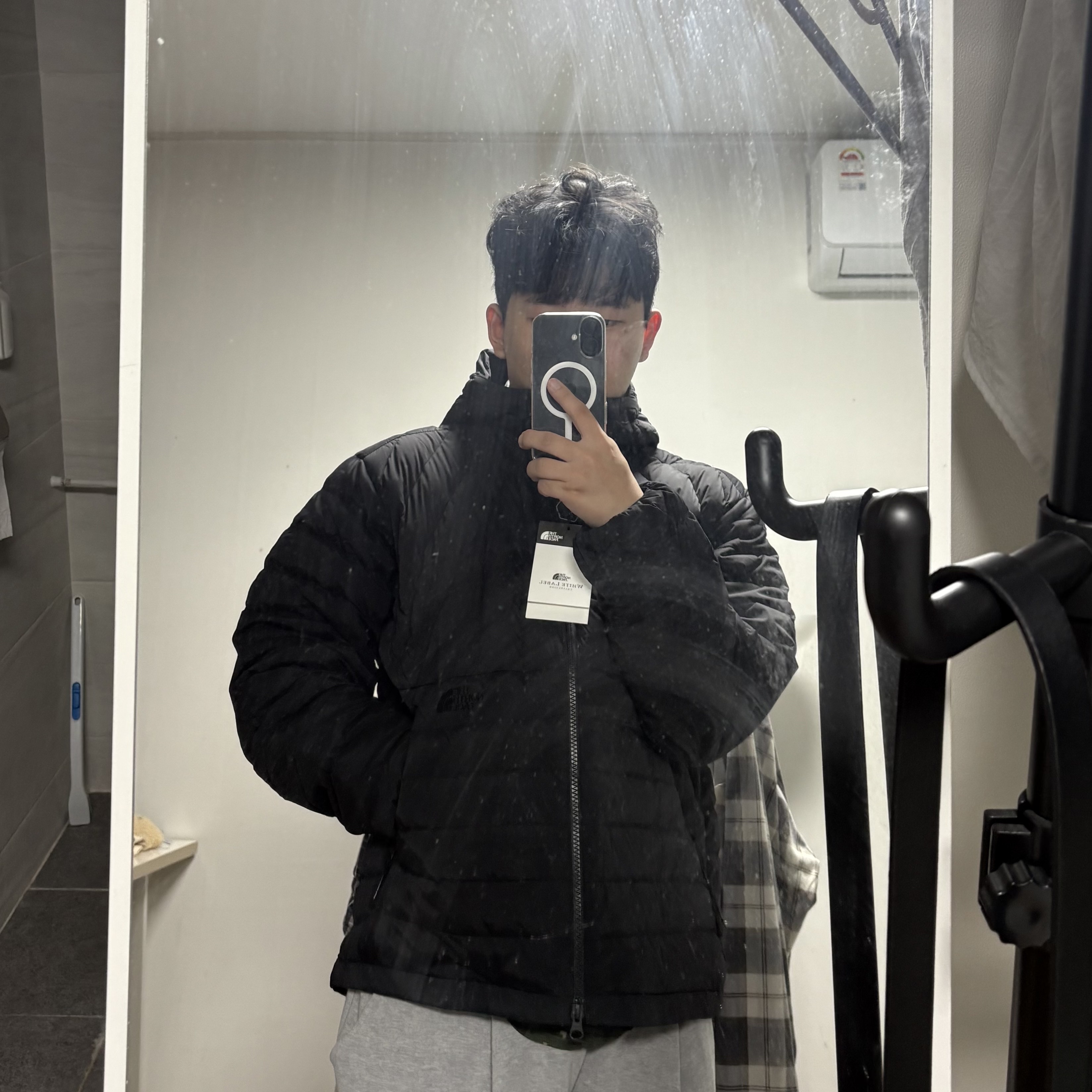 The North Face Coreline Down Jacket Black - 25FW 착용 스타일 - 1