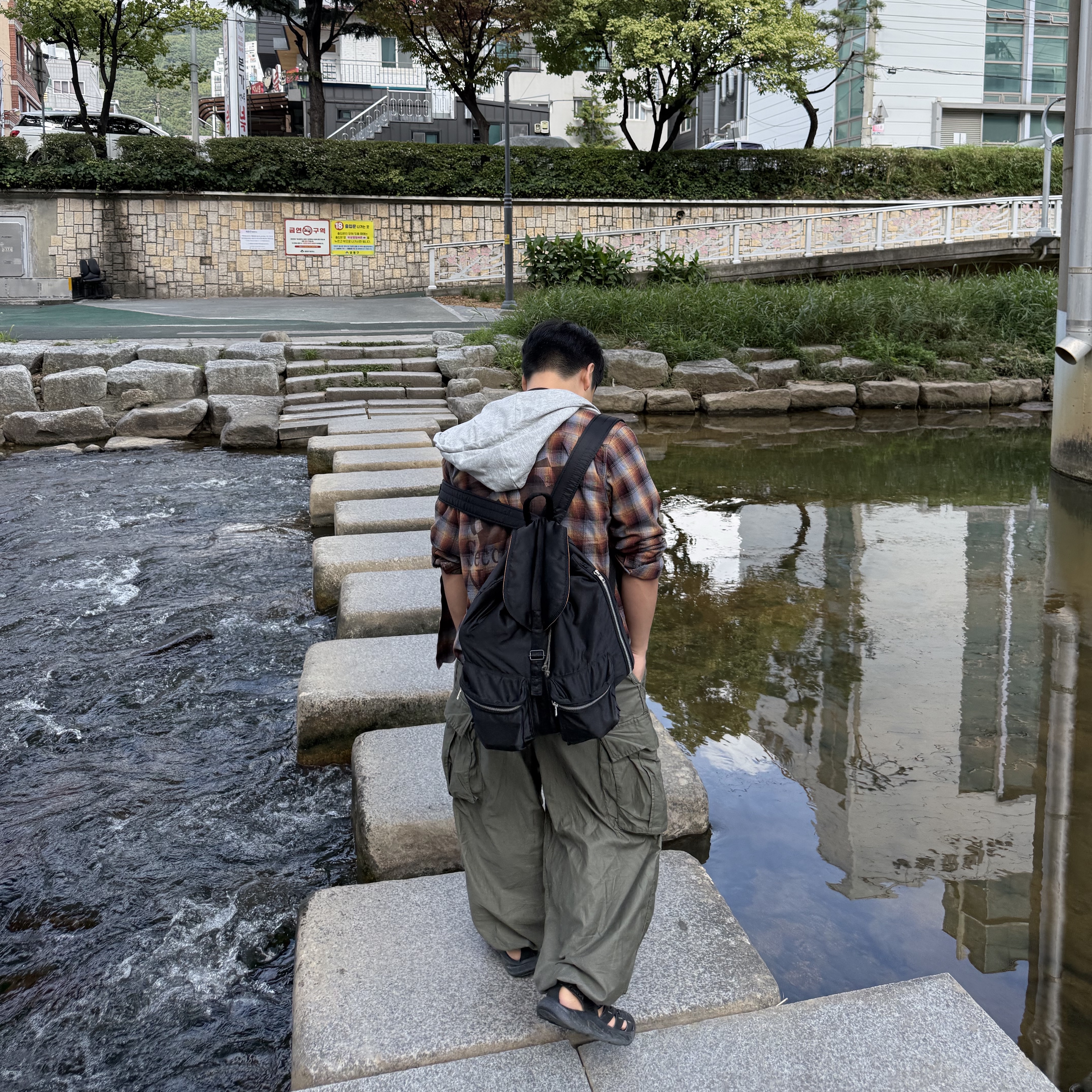 Porter Tanker Backpack Black, Needles H.D. BDU Pants Olive 착용 스타일