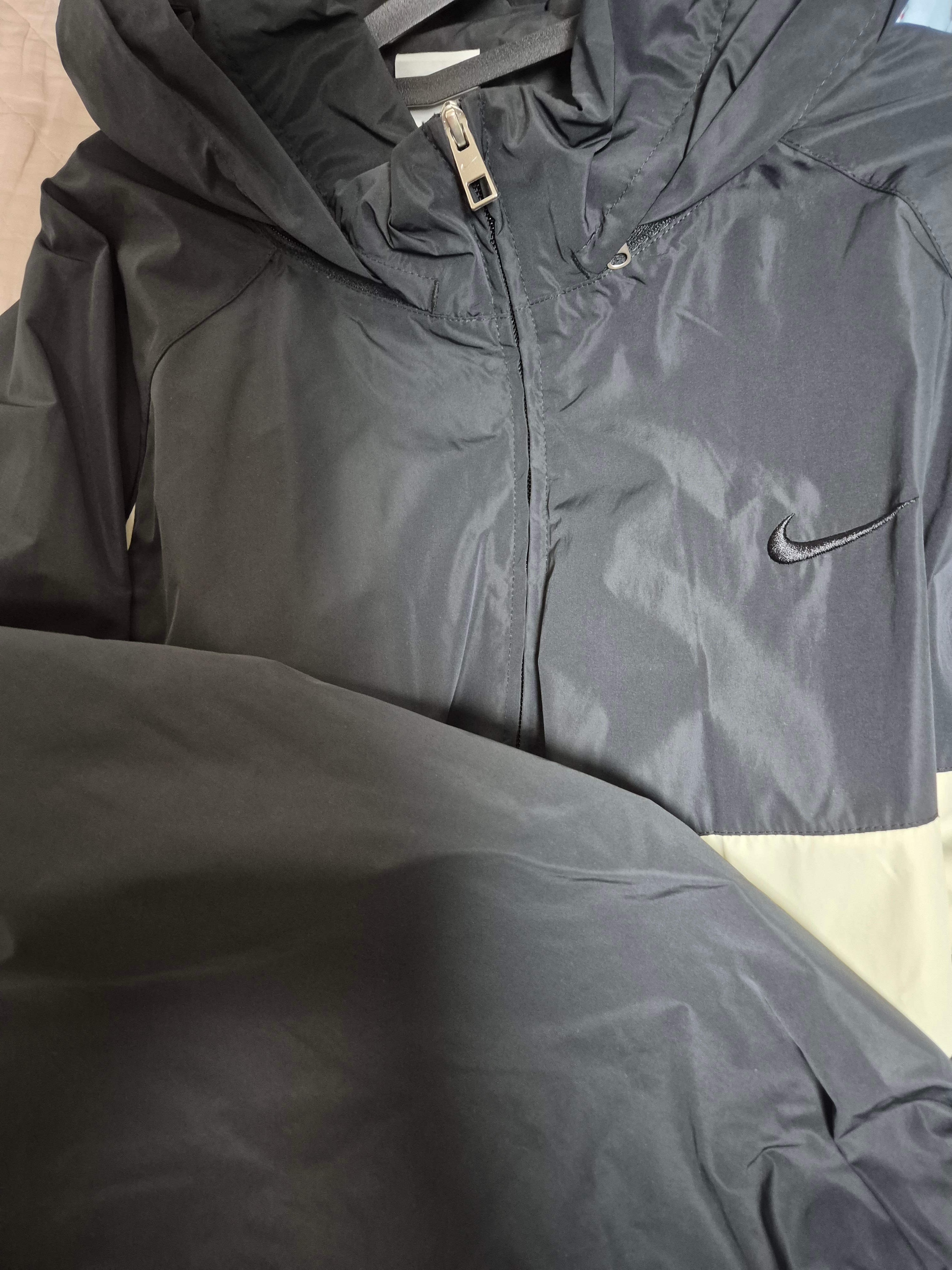 Nike Swoosh Woven Jacket Black Coconut Milk - Asia 착용 스타일