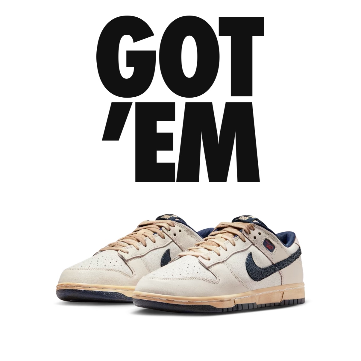 Nike x Stranger Things Dunk Low Phantom and Midnight Navy 착용 스타일
