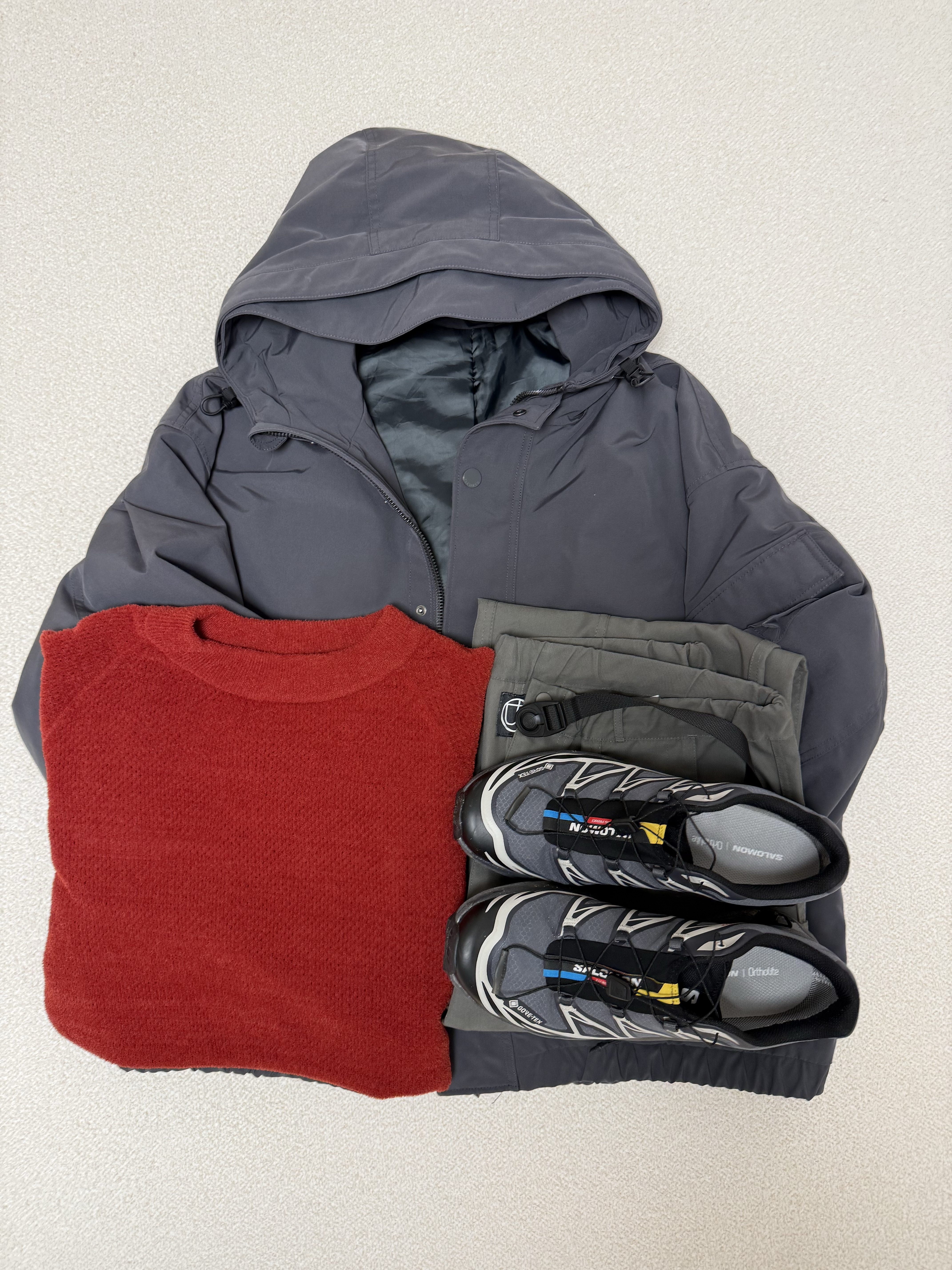 Salomon XT-6 Gore-Tex Black Ebony 착용 스타일 - 1