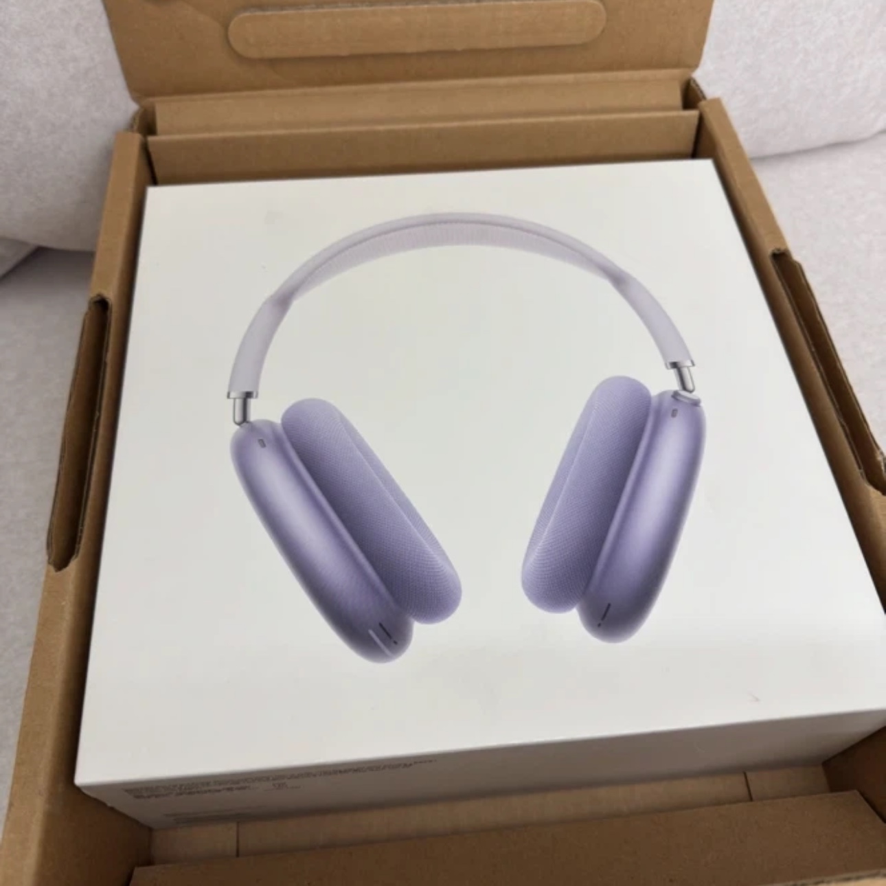 Apple AirPods Max USB C Purple (Korean Ver.) 착용 스타일