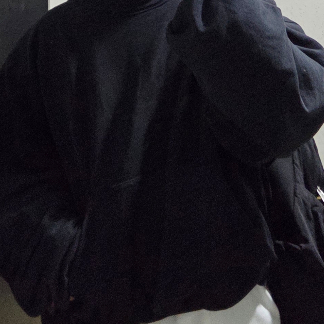 Yeezy Gap Engineered By Balenciaga Dove Hoodie Washed Black 착용 스타일