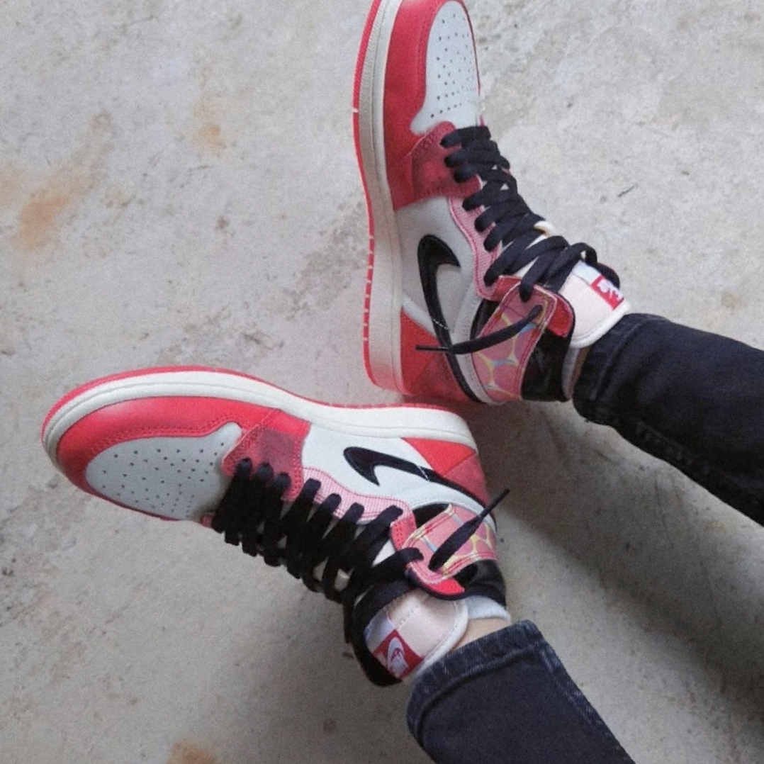 Jordan 1 Retro High Spider-Man Next Chapter 착용 스타일