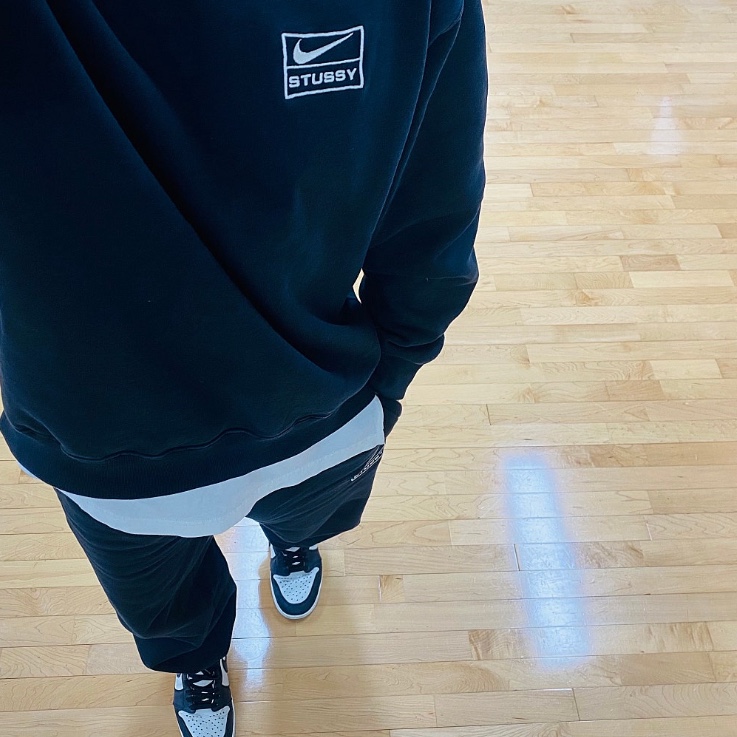 Nike x Stussy Washed Fleece Pants Black (FN5235-010) 착용 스타일