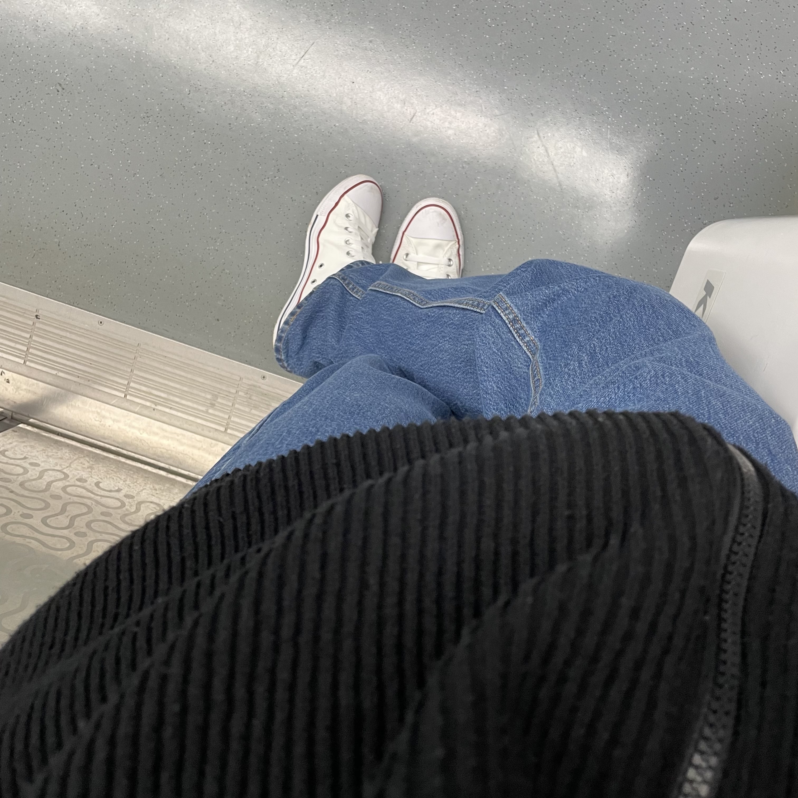 Converse Chuck Taylor All Star Hi Classic Optical White 착용 스타일