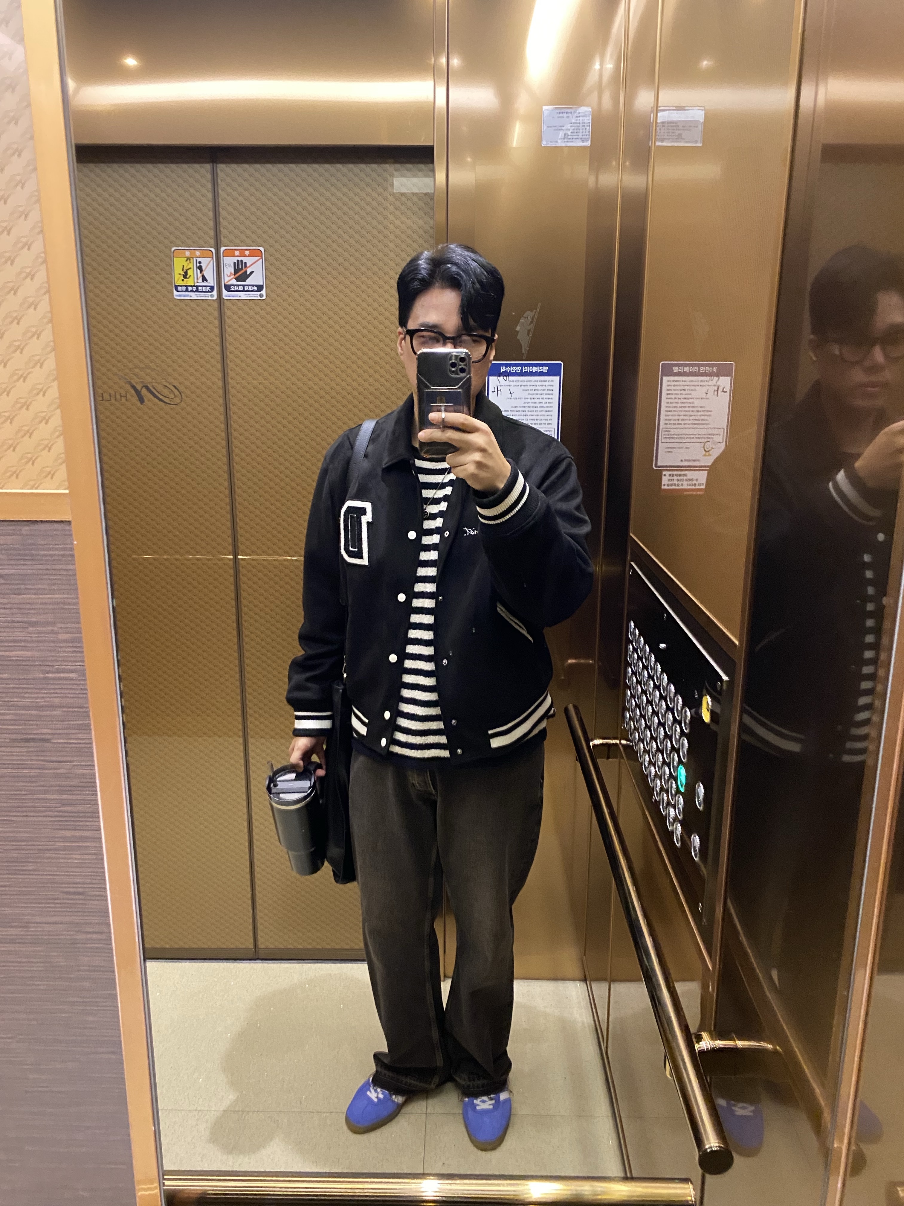 (W) Adidas Gazelle Indoor Blue Fusion Cloud White 착용 스타일