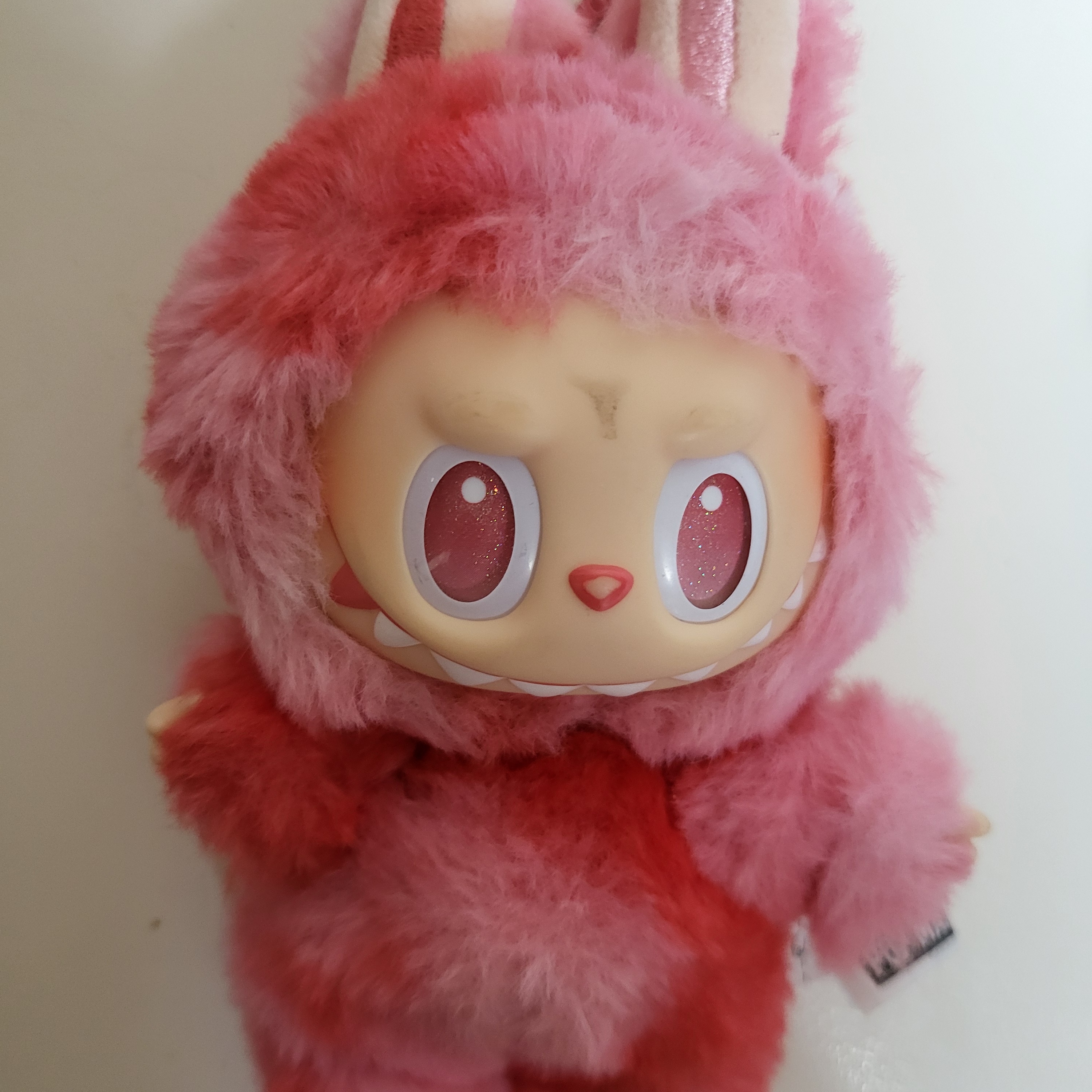 Pop Mart Labubu The Monsters Highlight Series Love Keyring (Opened Case) 착용 스타일