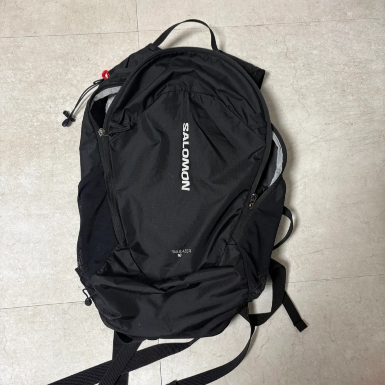 Salomon Trailblazer 10 Black 착용 스타일