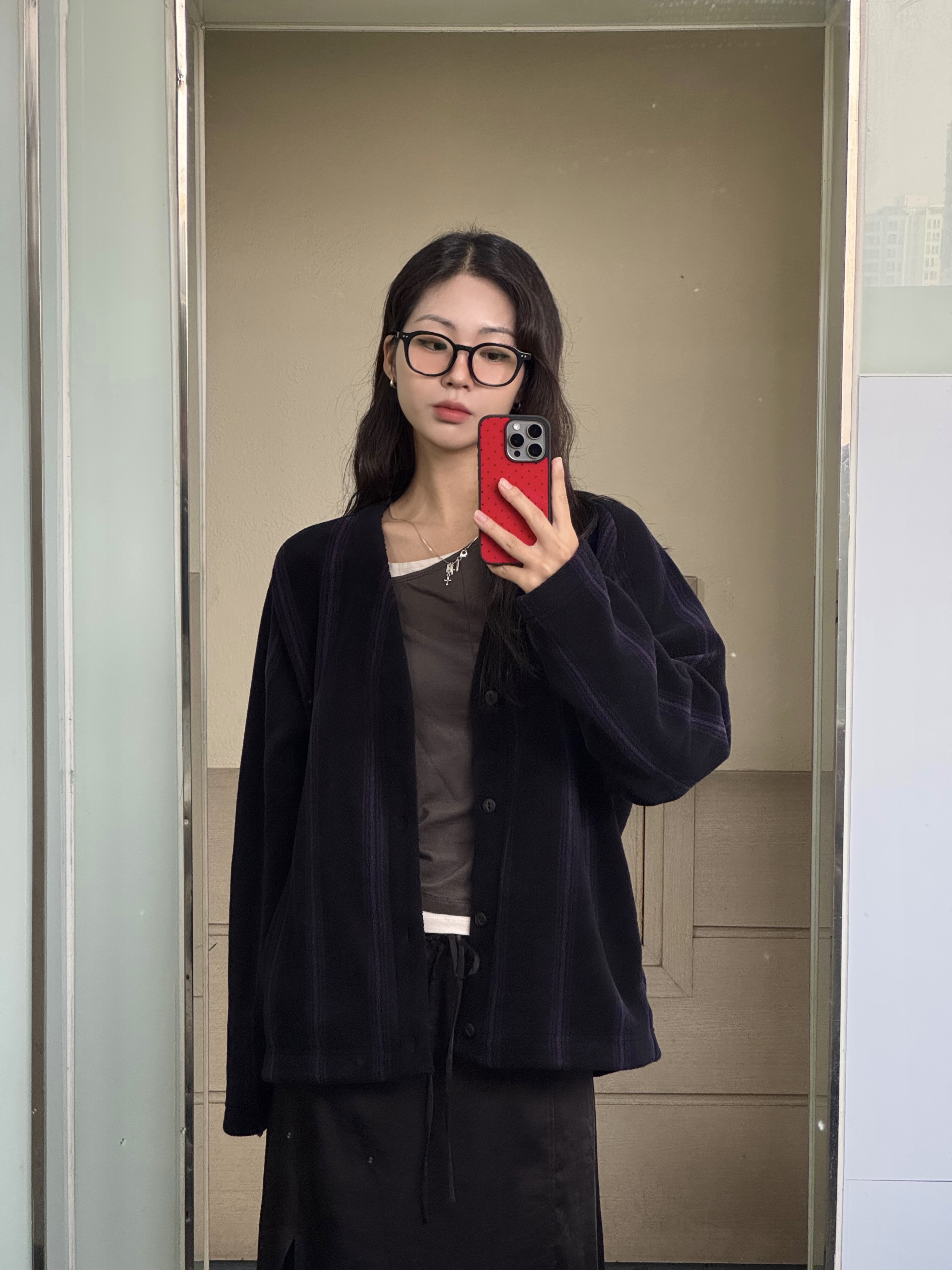 Uniqlo x Needles Fleece Oversized Cardigan Black - JP 착용 스타일 - 2