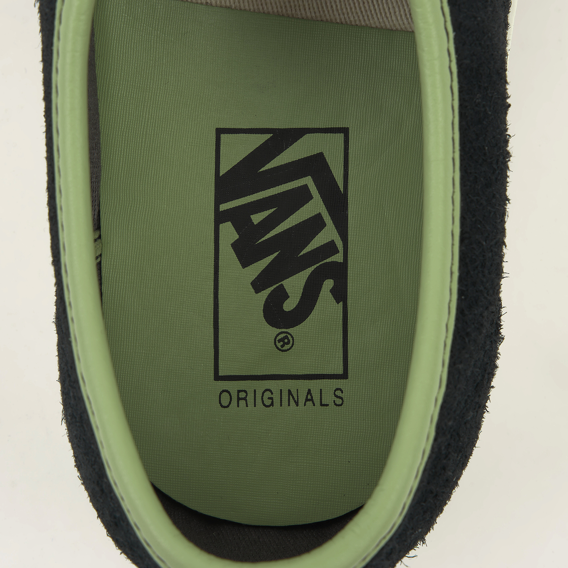 반스 볼트 OG 어센틱 LX 빅 풋 헤어리 스웨이드 퓨터(Vans Vault OG Authentic LX Big Foot Hairy Suede Pewter) - 8