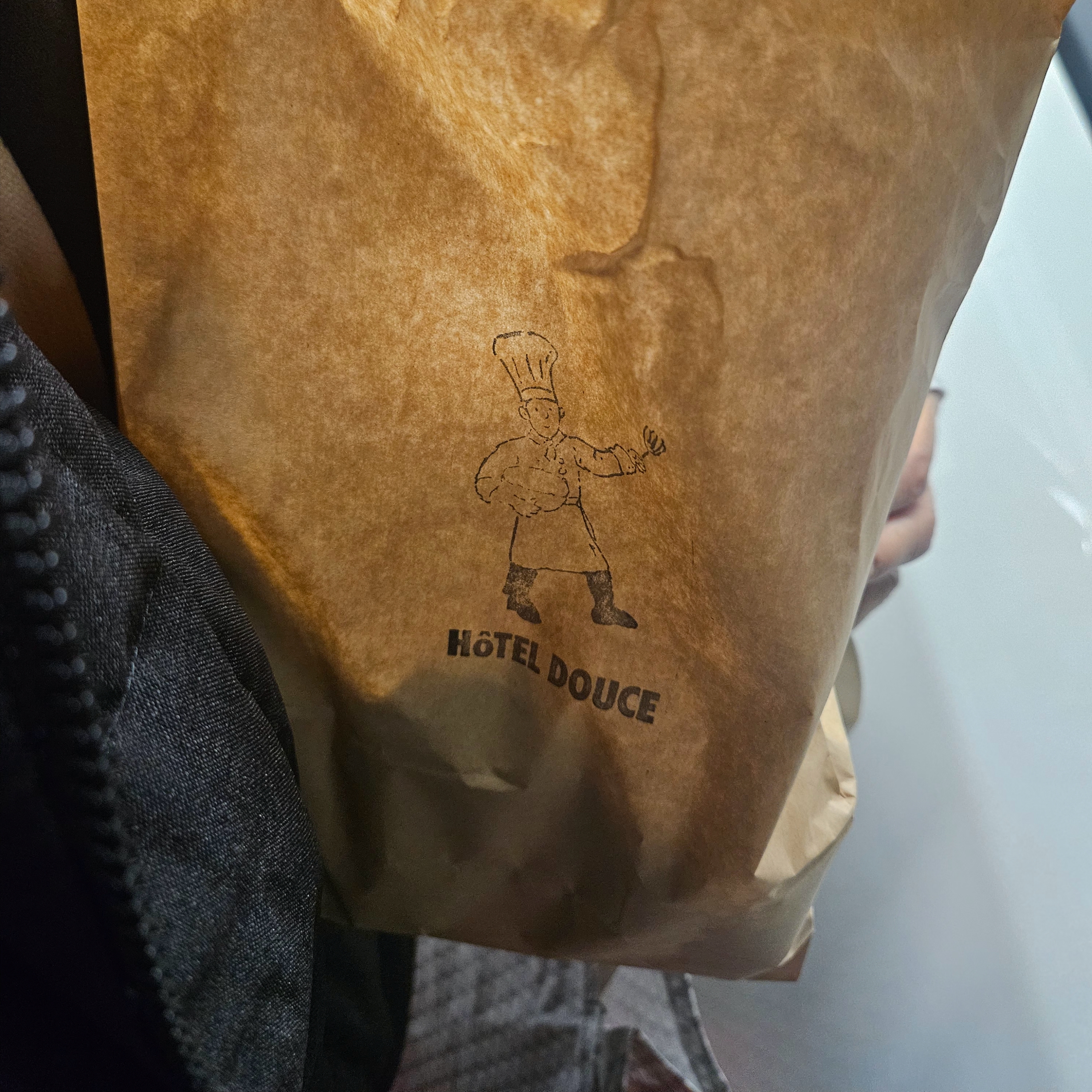 [6% 적립] LeMouton Mate Black 착용 스타일 - 4