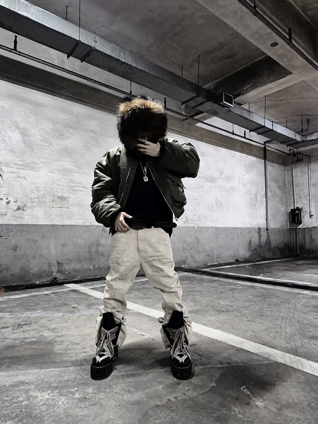 Dr. Martens x Rick Owens 1460 Quad Sole Mega Lace Boots Black 착용 스타일