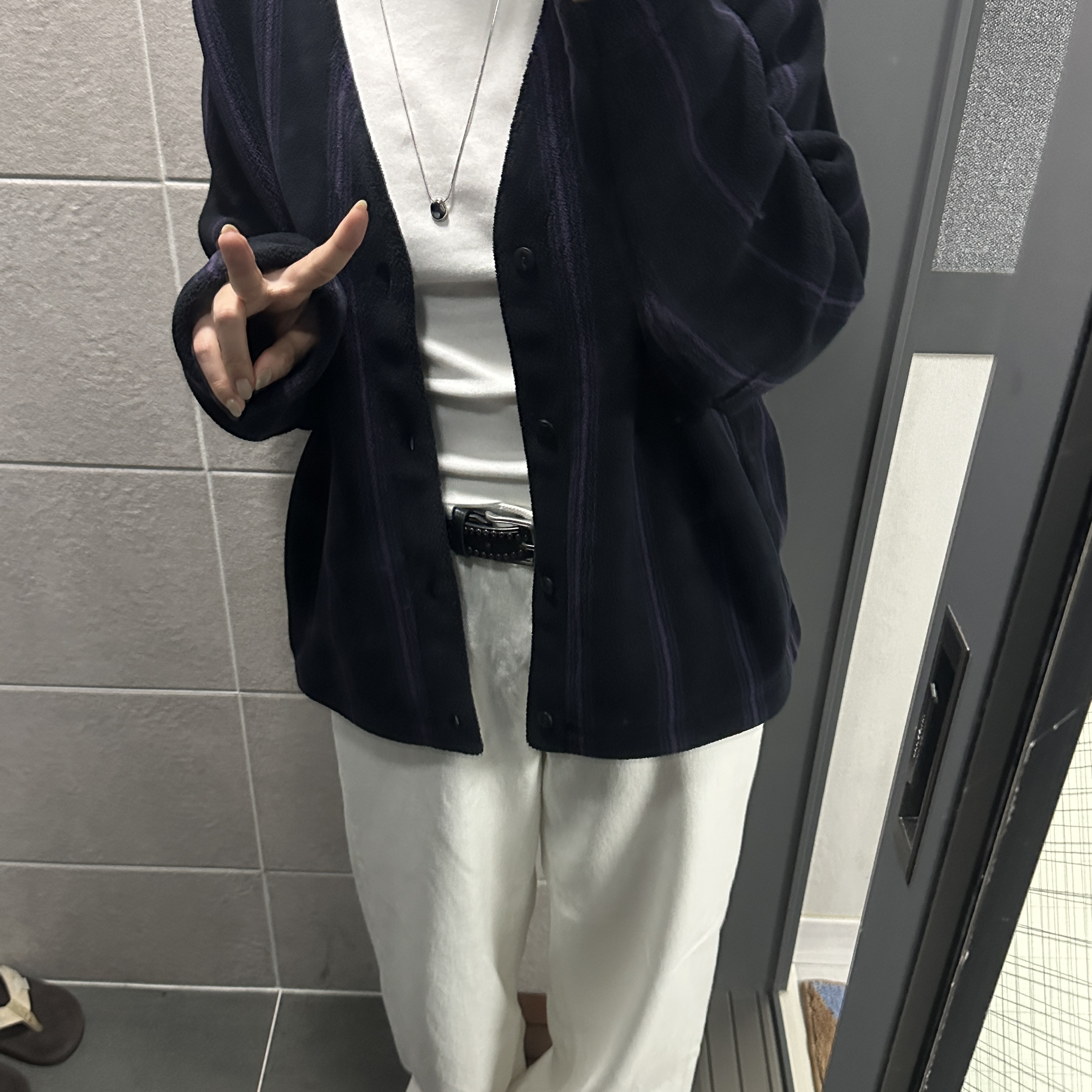 Uniqlo x Needles Fleece Oversized Cardigan Black - KR 착용 스타일 - 1
