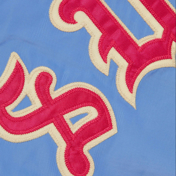 슈프림 올드 잉글리시 아크 코치 자켓 라이트 블루 - 25FW(Supreme Old English Arc Coaches Jacket Light Blue - 25FW) - 4