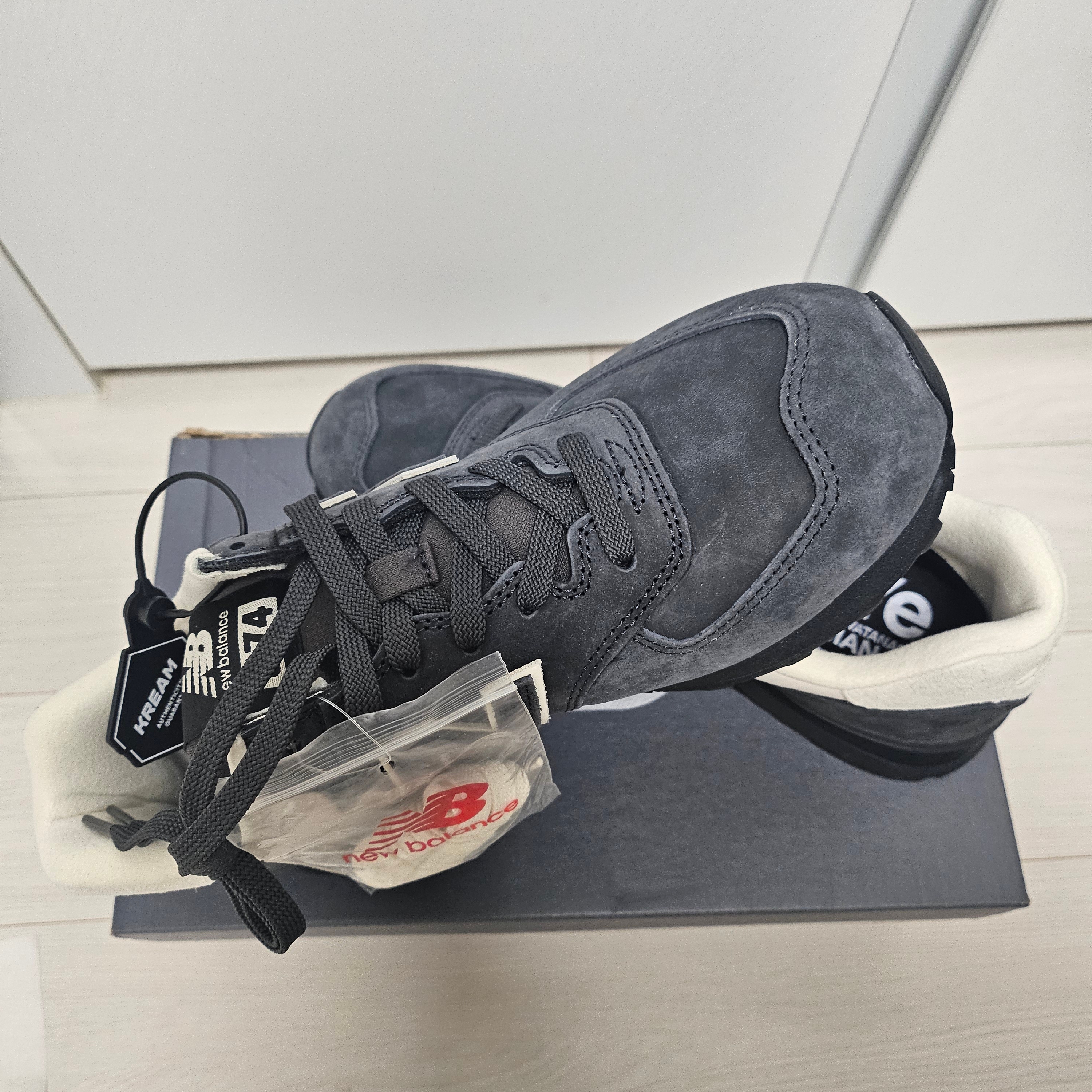 New Balance x Comme des Garcons Junya Watanabe Man 574 Suede Grey Off White 착용 스타일