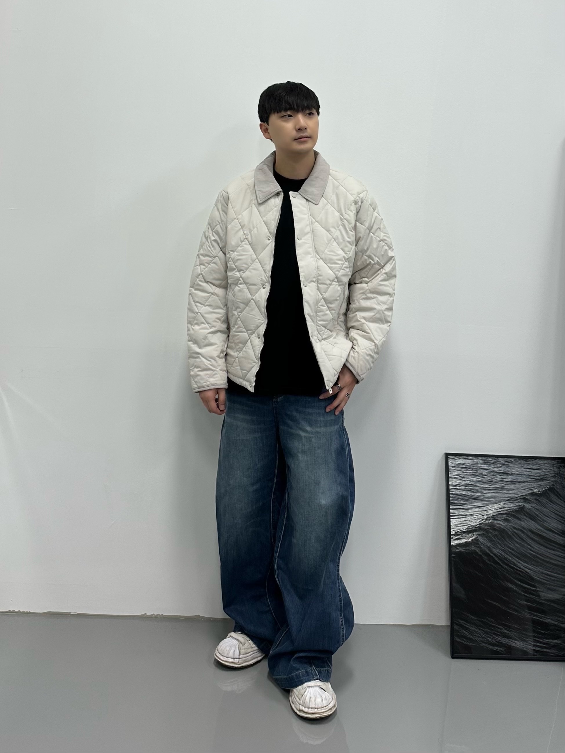 Maison Mihara Yasuhiro Blakey OG Sole Canvas Low-top Sneakers White 착용 스타일 - 2