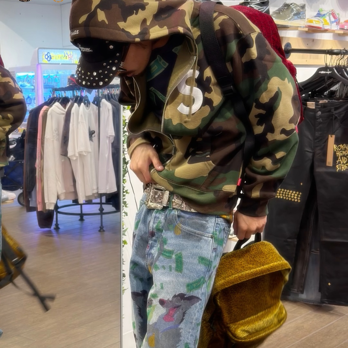Supreme S Logo Zip Up Hooded Sweatshirt Woodland Camo - 25FW 착용 스타일