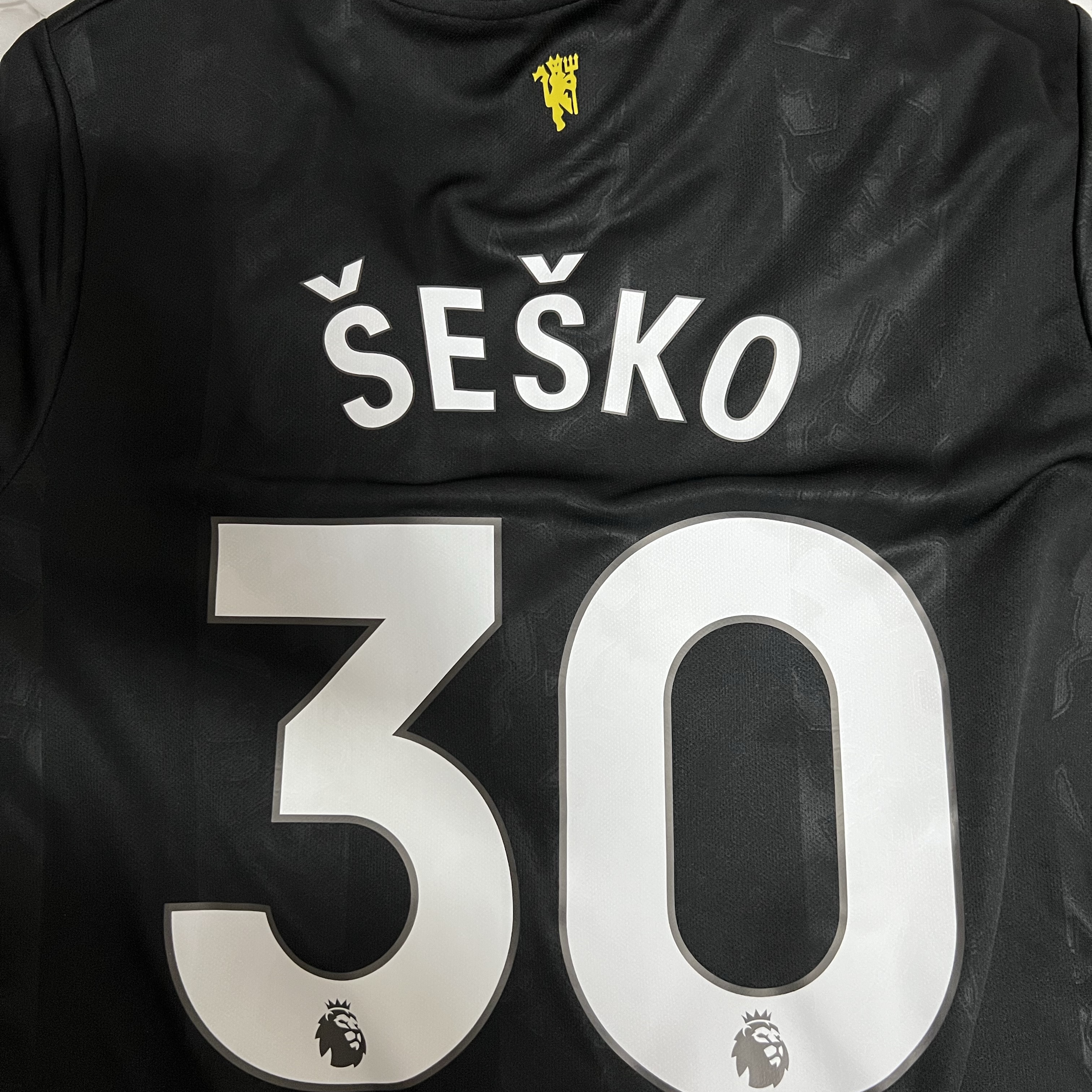 Adidas Manchester United 2025/26 3rd Jersey Black - KR Sizing (Non Marking Ver.) 착용 스타일