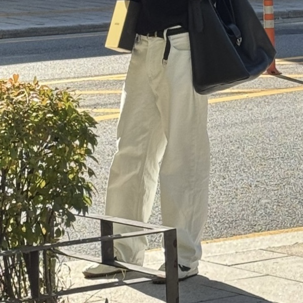 Nike x Jacquemus Moon Shoe SP Alabaster Off Noir 착용 스타일
