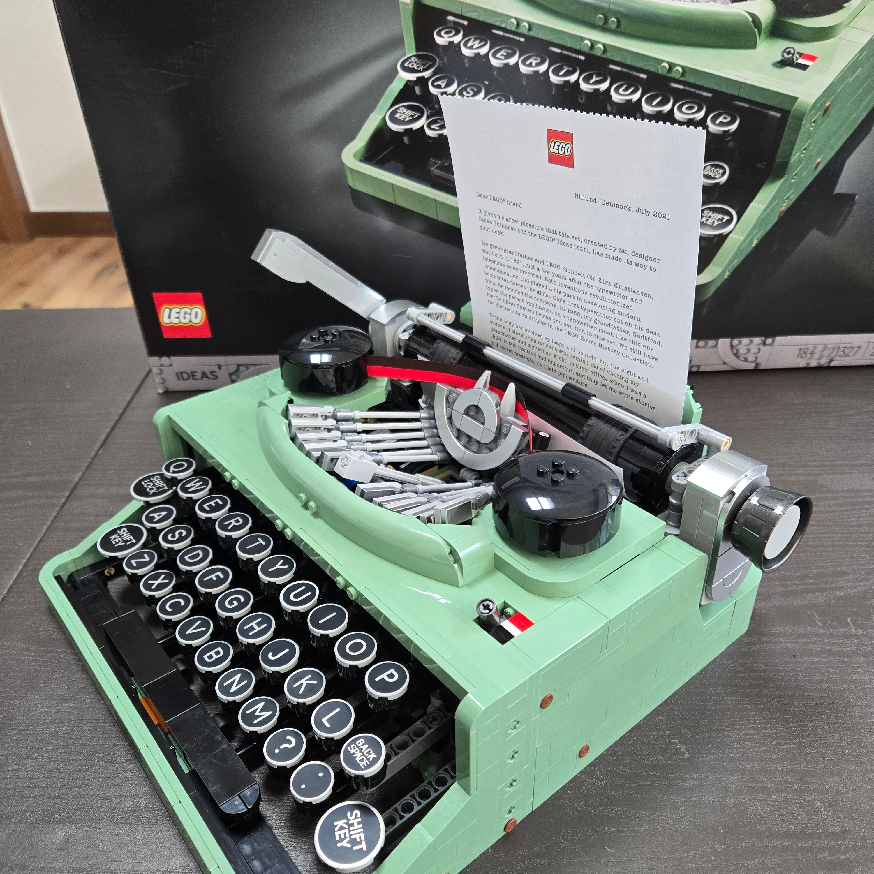 Lego Typewriter 착용 스타일 - 3