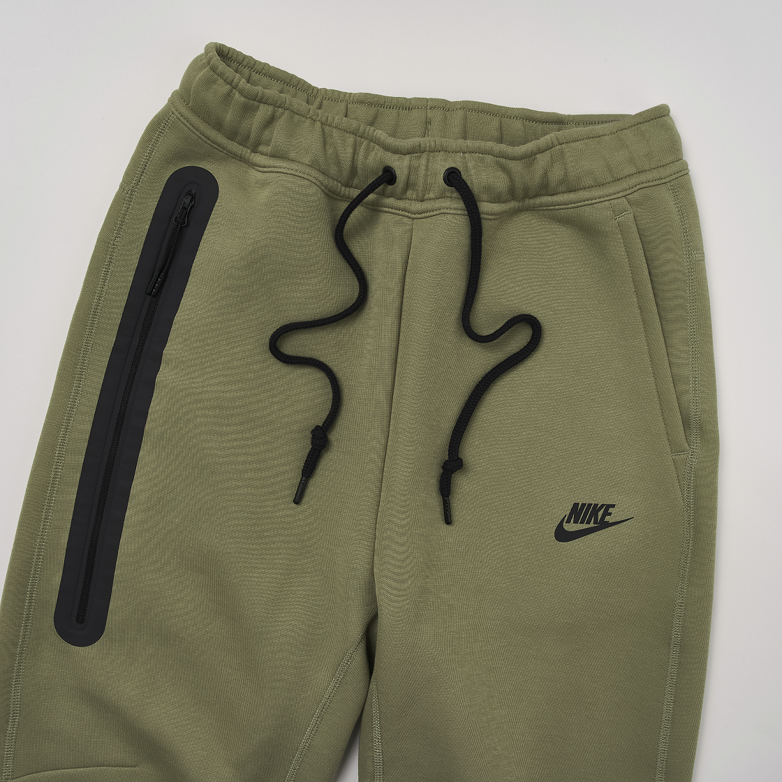 나이키 NSW 테크 플리스 슬림핏 조거 뉴트럴 올리브 블랙 - 아시아(Nike NSW Tech Fleece Slim-Fit Joggers Neutral Olive Black - Asia) - 3