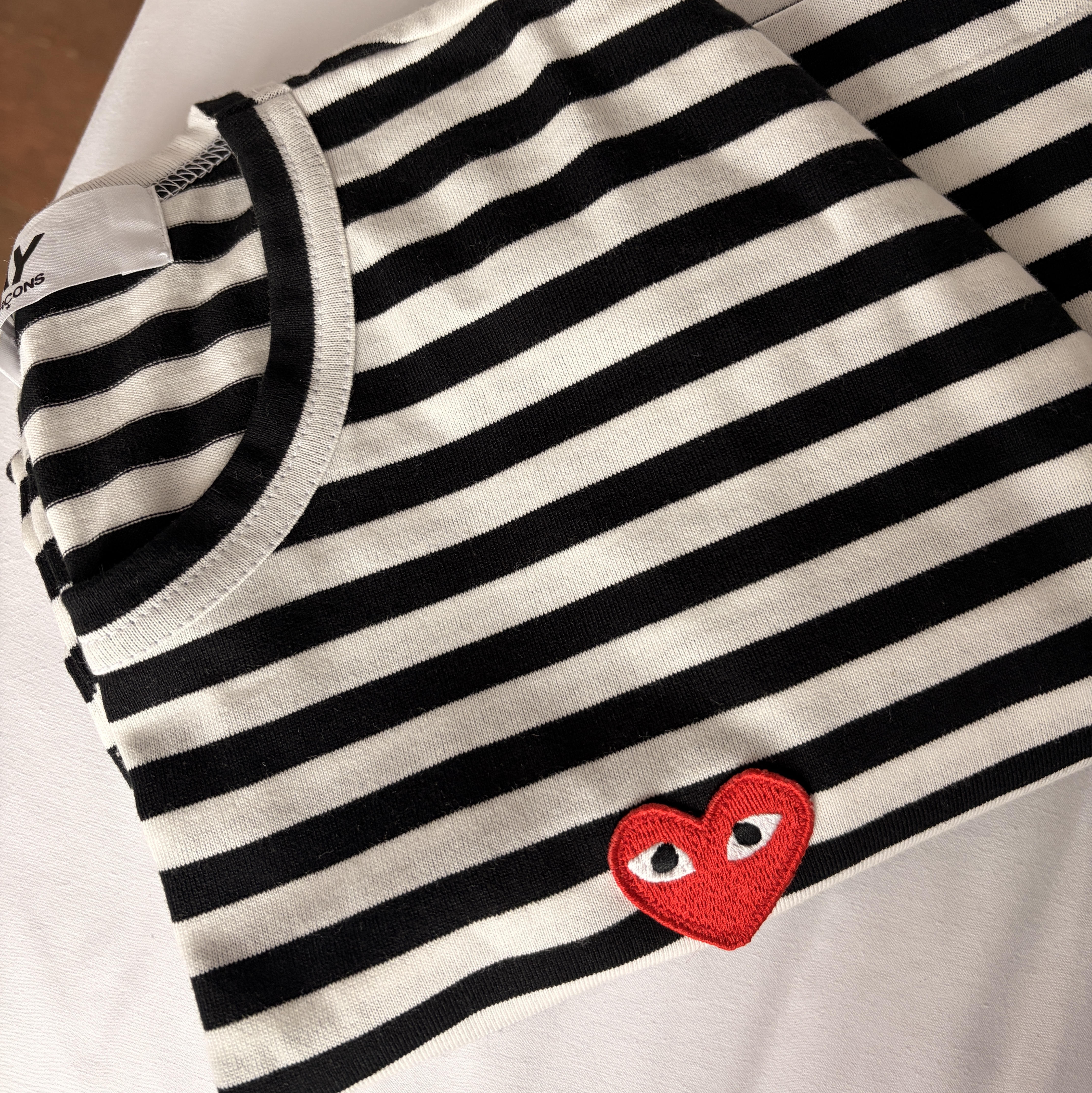 Play Comme des Garcons Striped LS T-Shirt Black White 착용 스타일