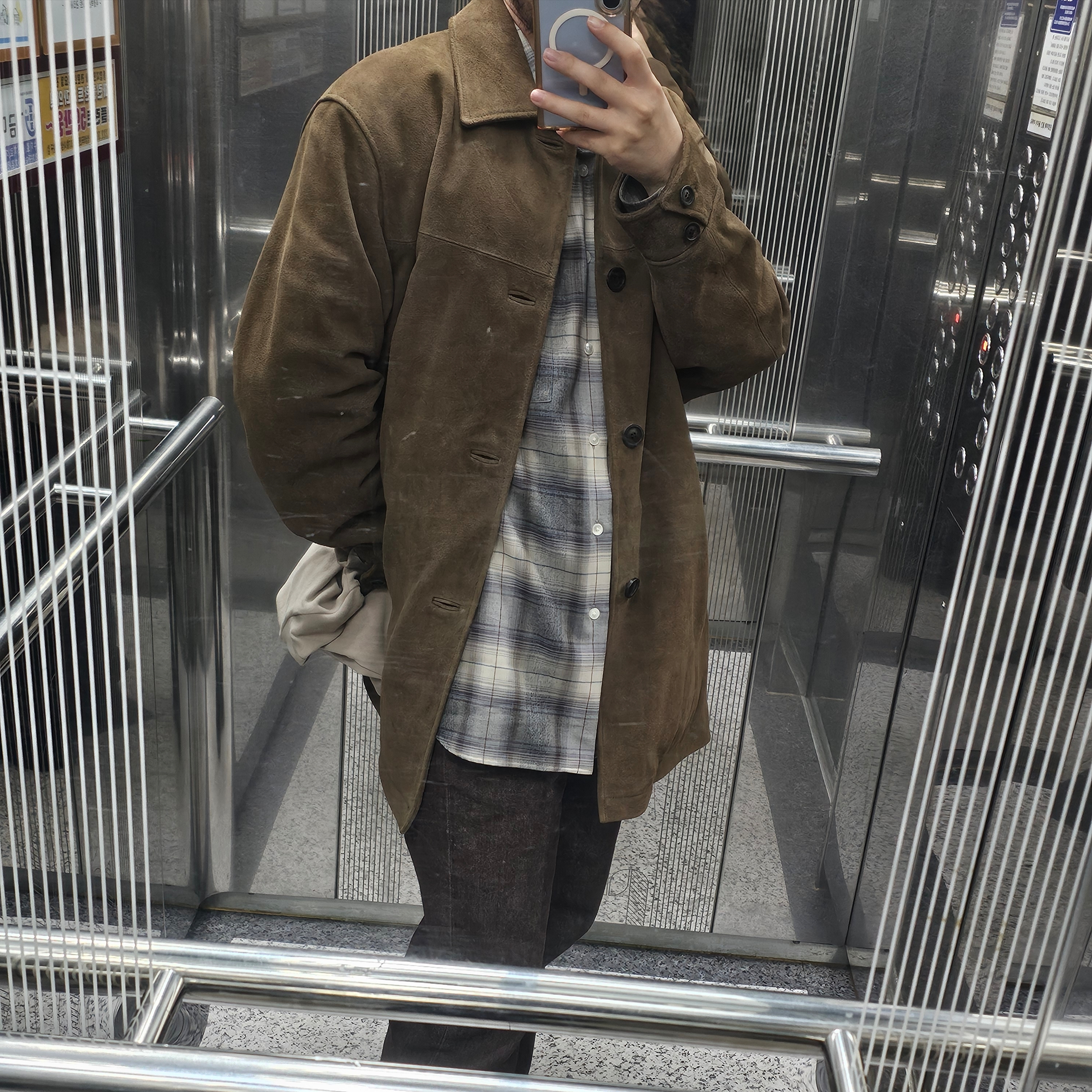 Auralee Hard Twist Denim 5P Pants Brown - 21AW, Auralee Super Light Wool Check Shirt Grey Check - 23AW 착용 스타일 - 5